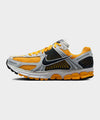 Nike Zoom Vomero in Yellow