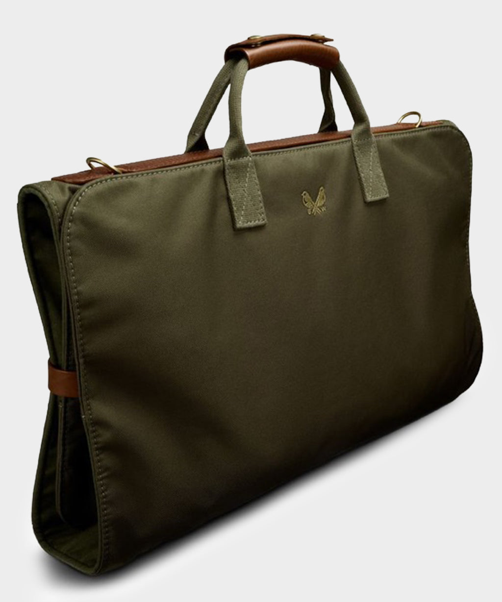 Bennett Winch Trifold
