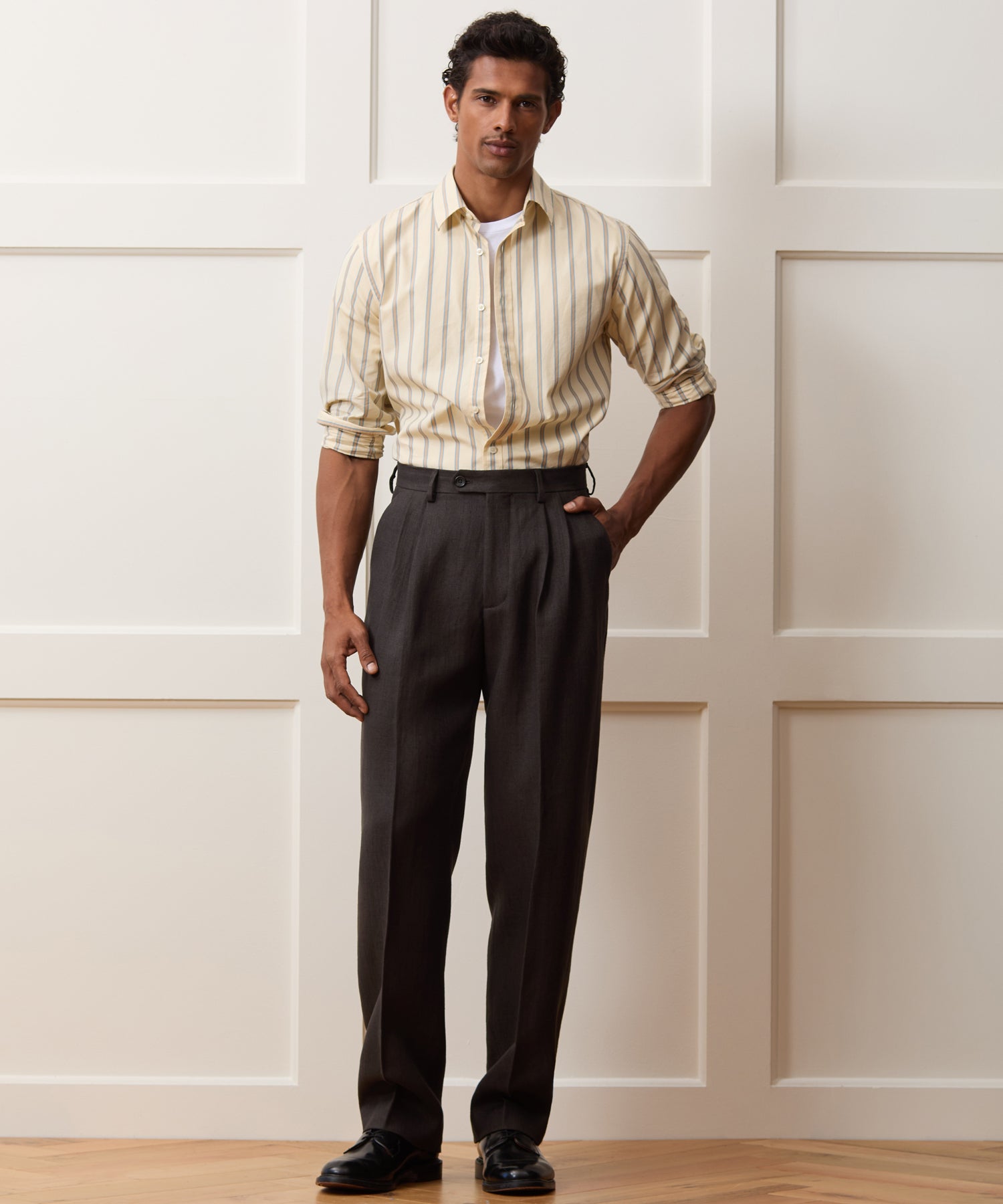 Italian Linen Wythe Trouser in Caviar Herringbone – Todd Snyder