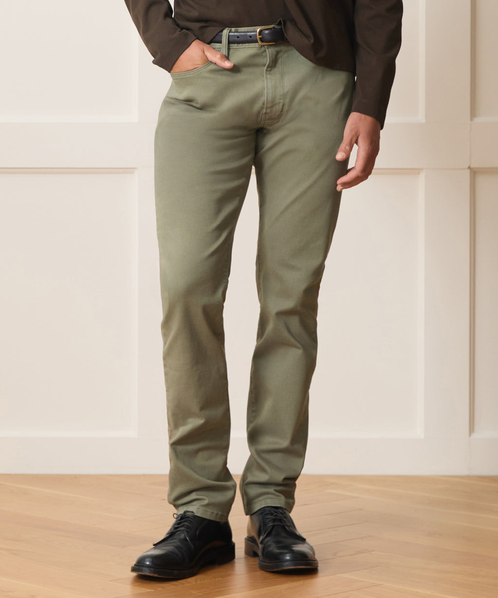 Slim Fit 5-Pocket Chino