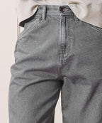 Relaxed Barrel Jean in Grey