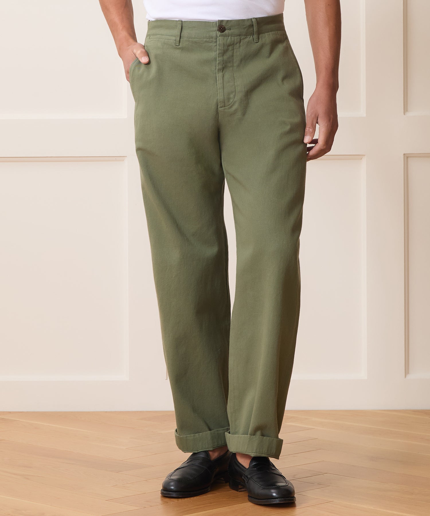 Relaxed Fit Japanese Selvedge Chino in Olive Green – Todd Snyder
