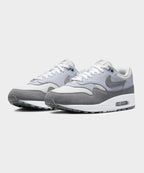 Nike Air Max 1 in Photon Dust + Smoke Grey