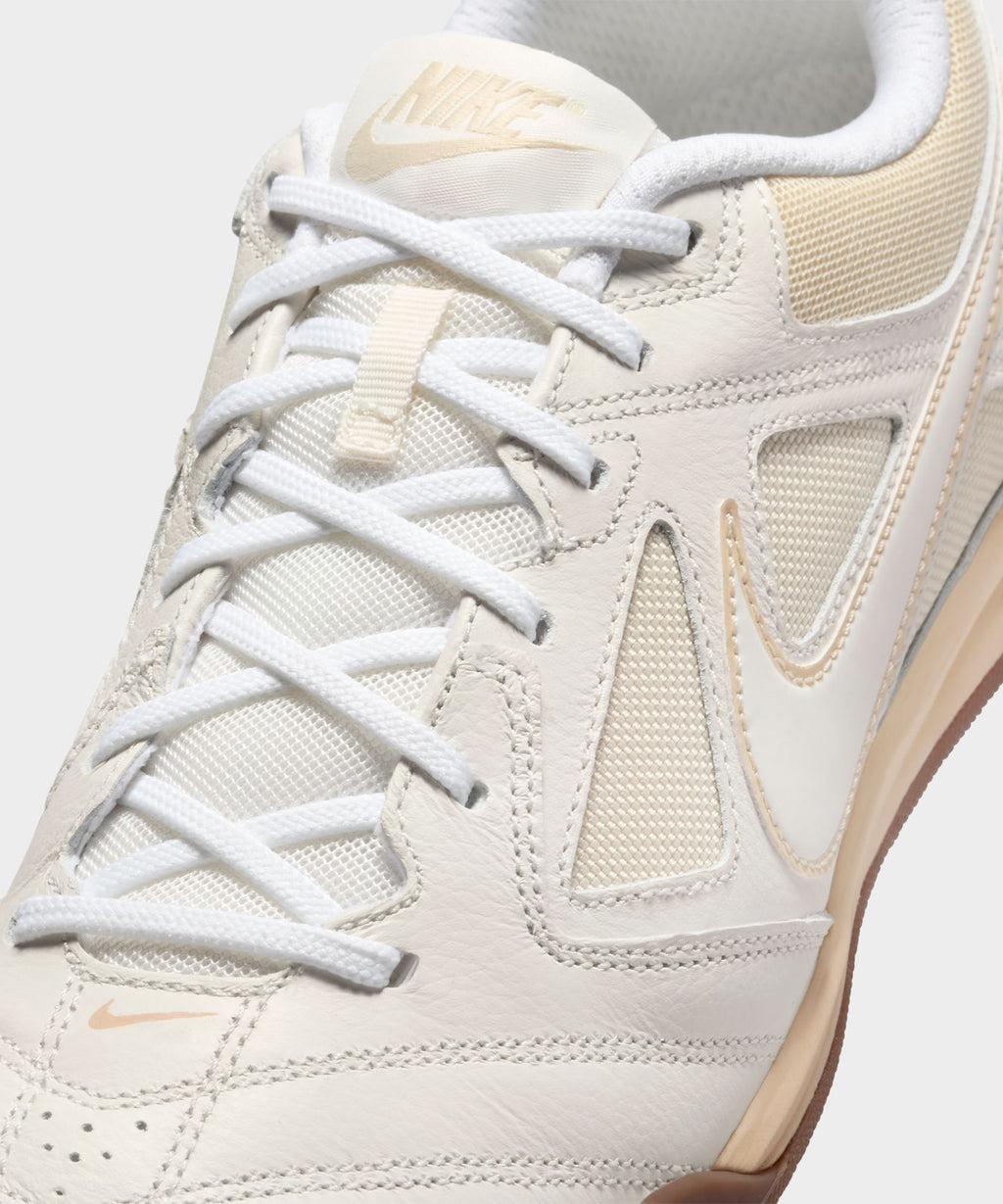 Nike Gato in Sail + Light Khaki