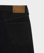 Relaxed Fit Jean in Black