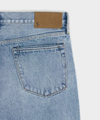 Straight Fit Jean in Washed Blue