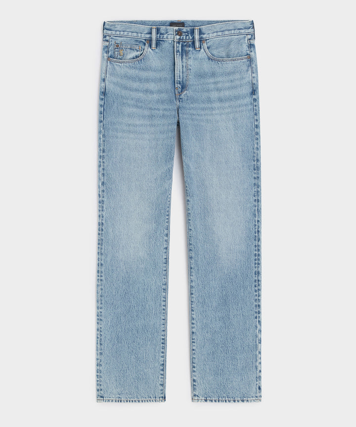Straight Fit Jean in Washed Blue