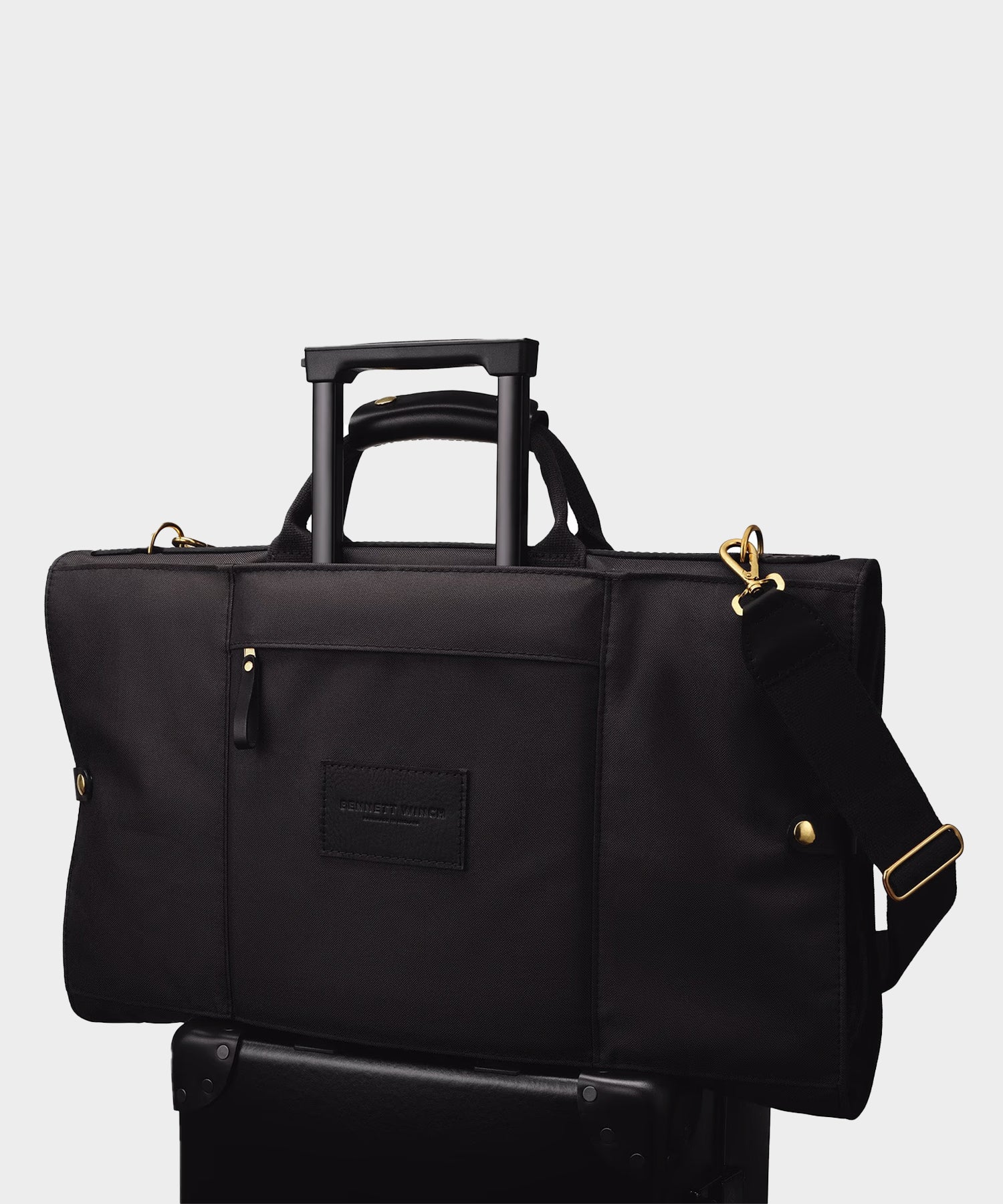 Bennett Winch Nylon Trifold Suit Carrier in Black – Todd Snyder