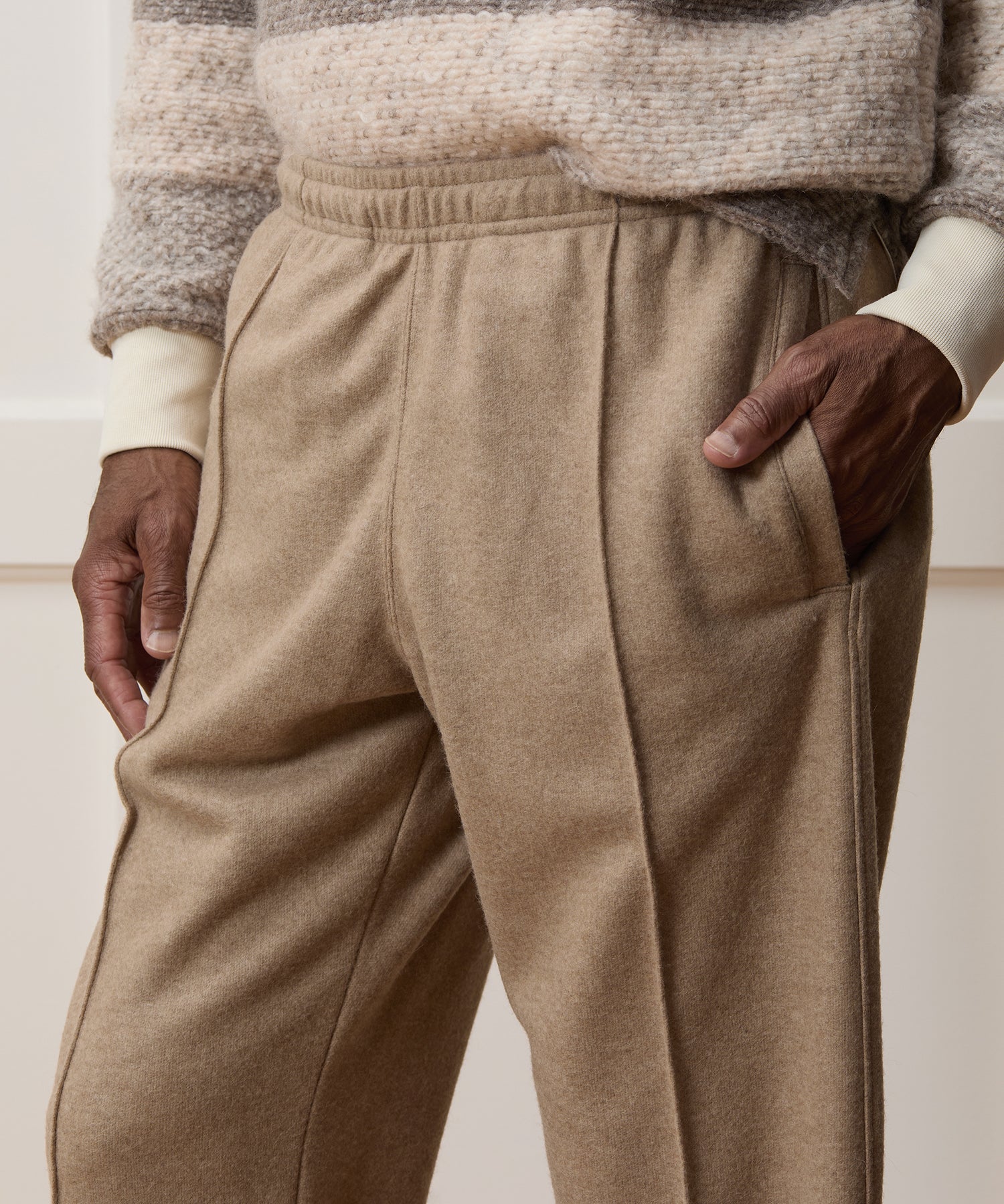 Relaxed Camel-Cashmere Lounge Pant in Camel – Todd Snyder