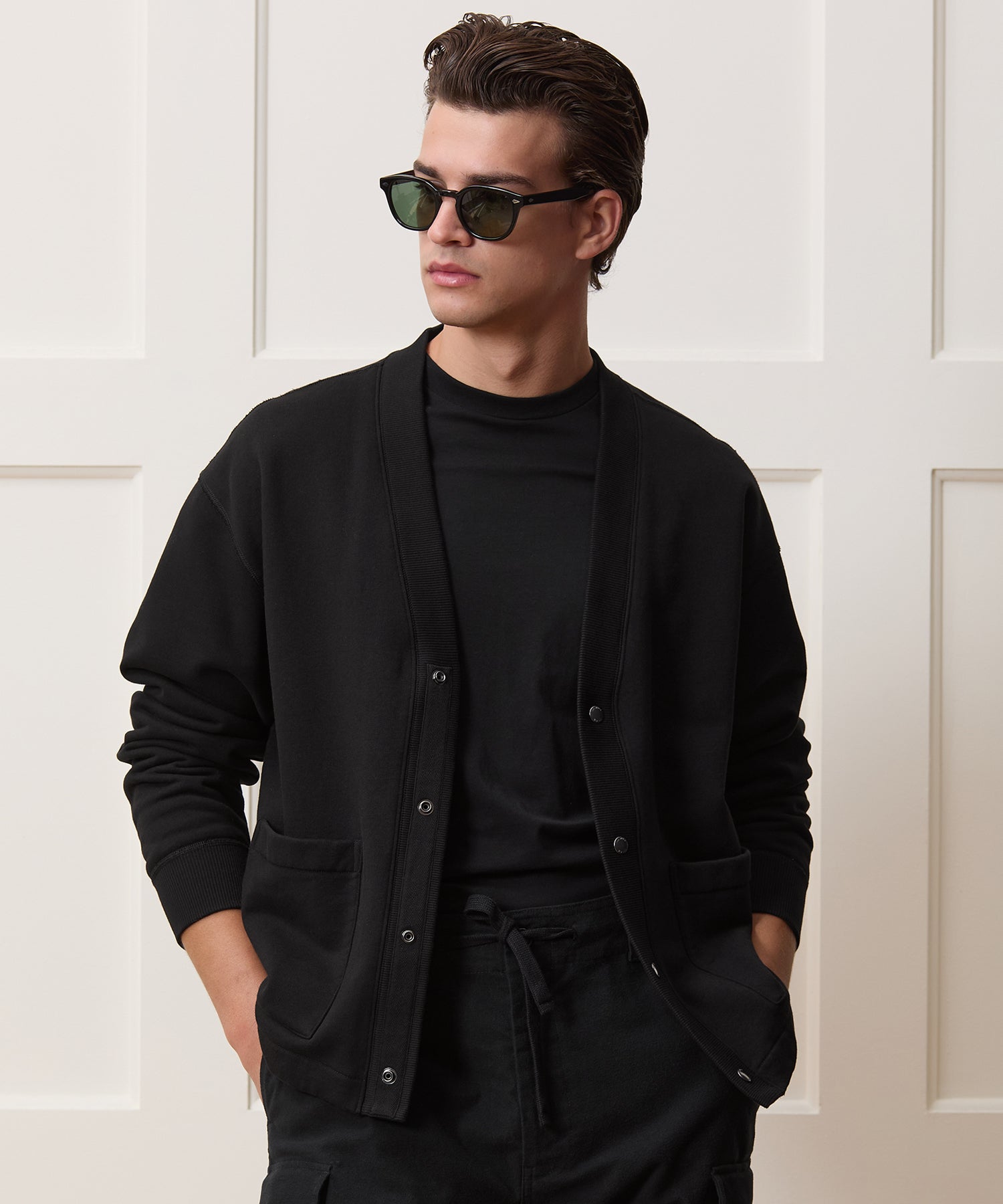 Soho Cardigan Sweatshirt in Black – Todd Snyder