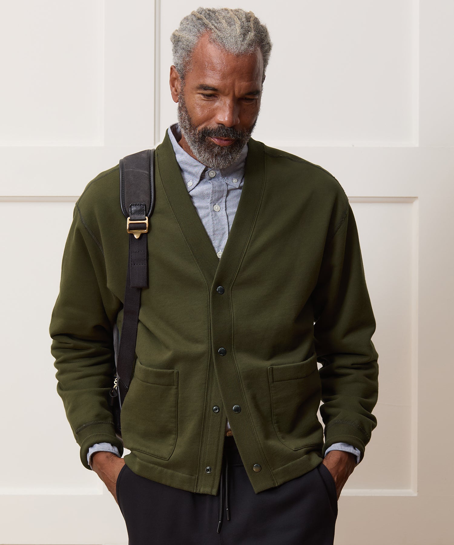 Soho Cardigan Sweatshirt in Olive – Todd Snyder