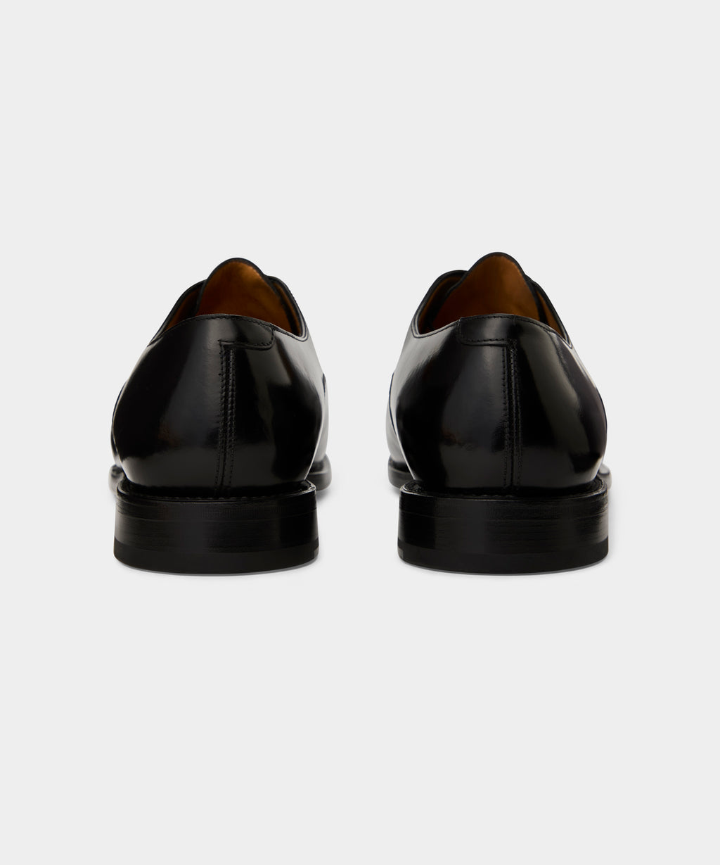 Madison Plain-Toe Oxford Shoe