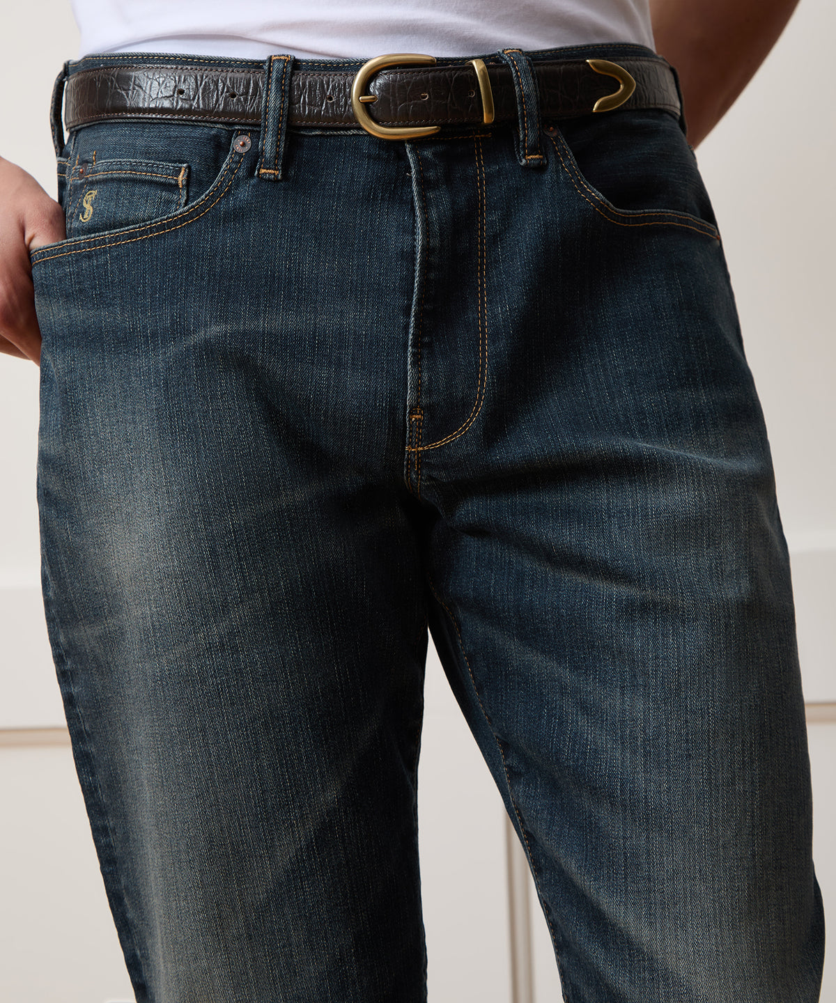 Straight Fit Jean In Slub Worn Wash