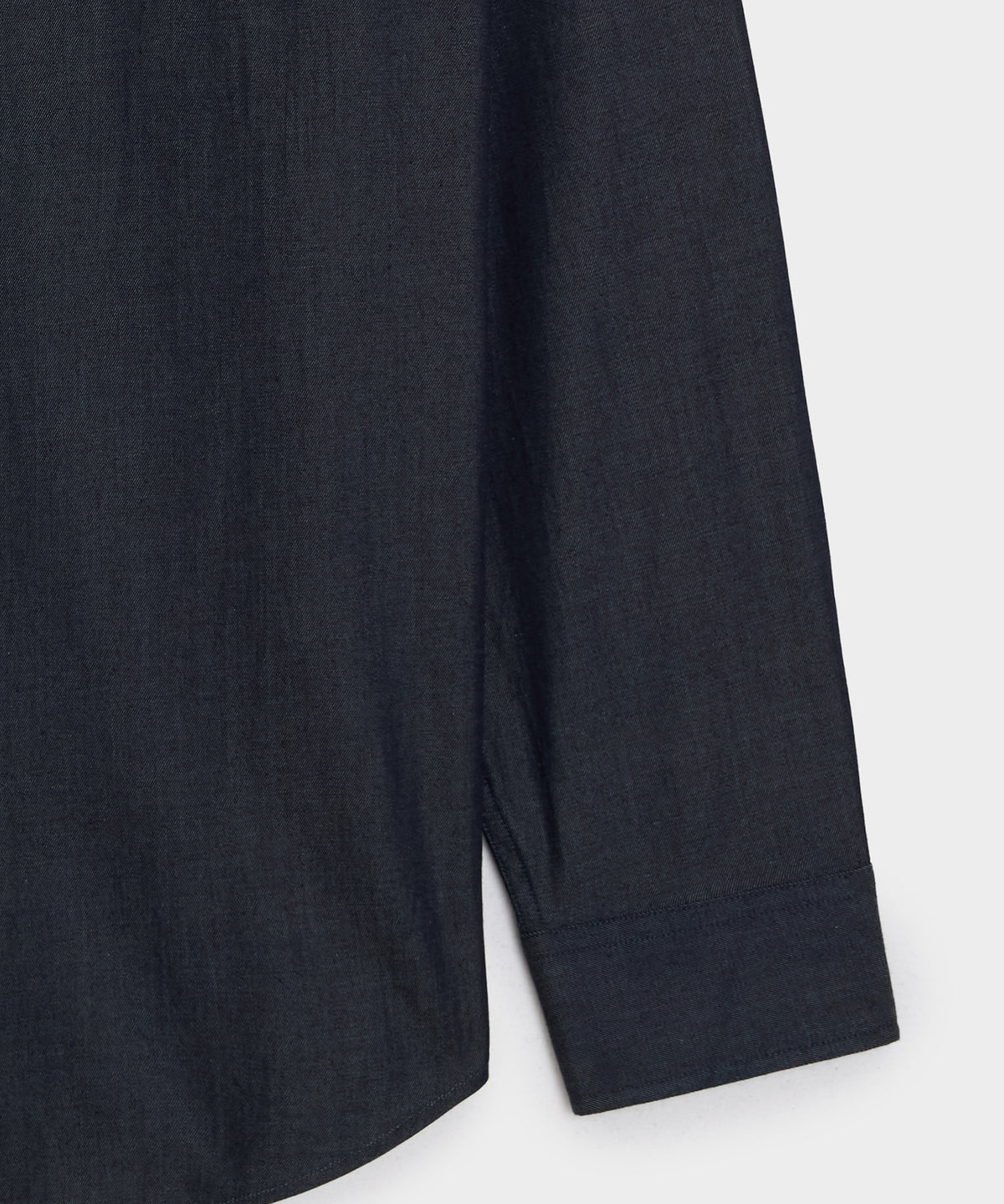 Chambray Spread Collar Dress Shirt