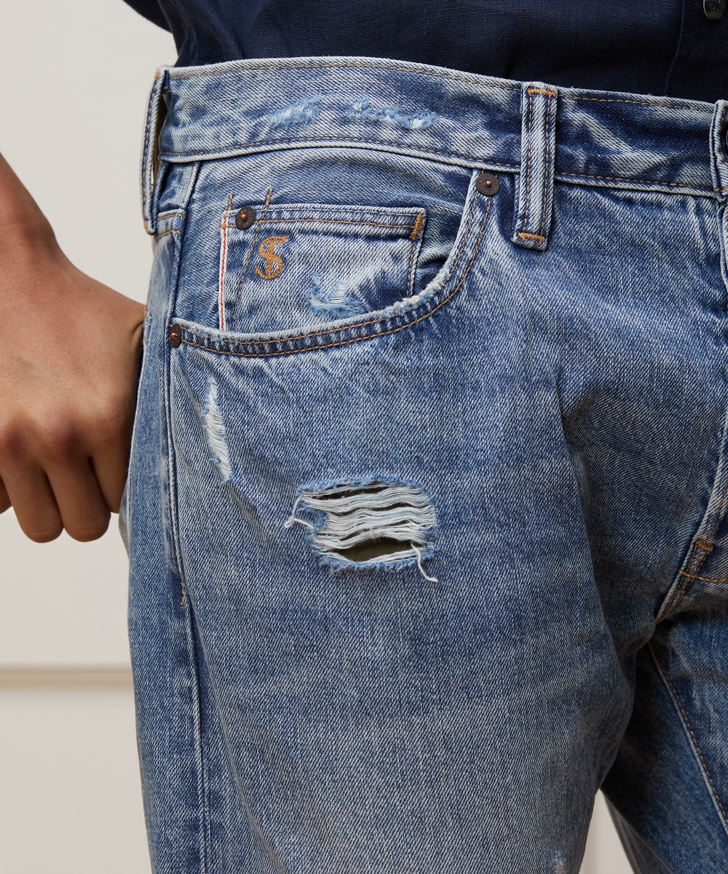 Slim Selvedge Jean in Destroyed Wash – Todd Snyder
