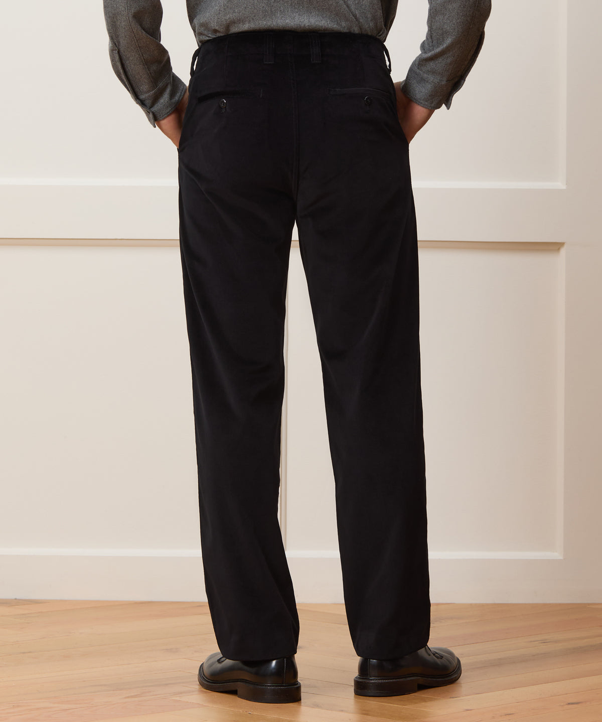Relaxed Italian Velvet Trouser