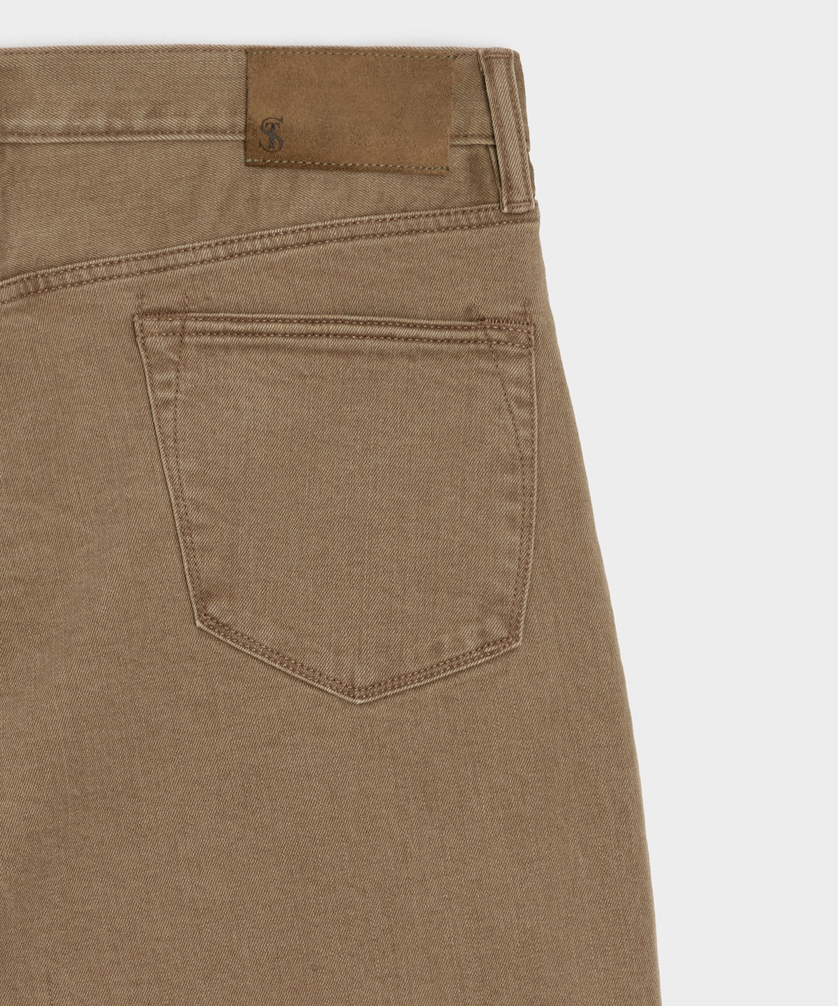 Relaxed 5-Pocket Pleated Jean in Light Brown