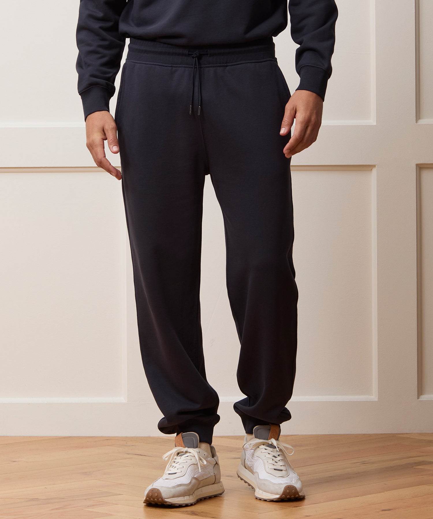 Portuguese Terry Sweatpant in Original Navy – Todd Snyder