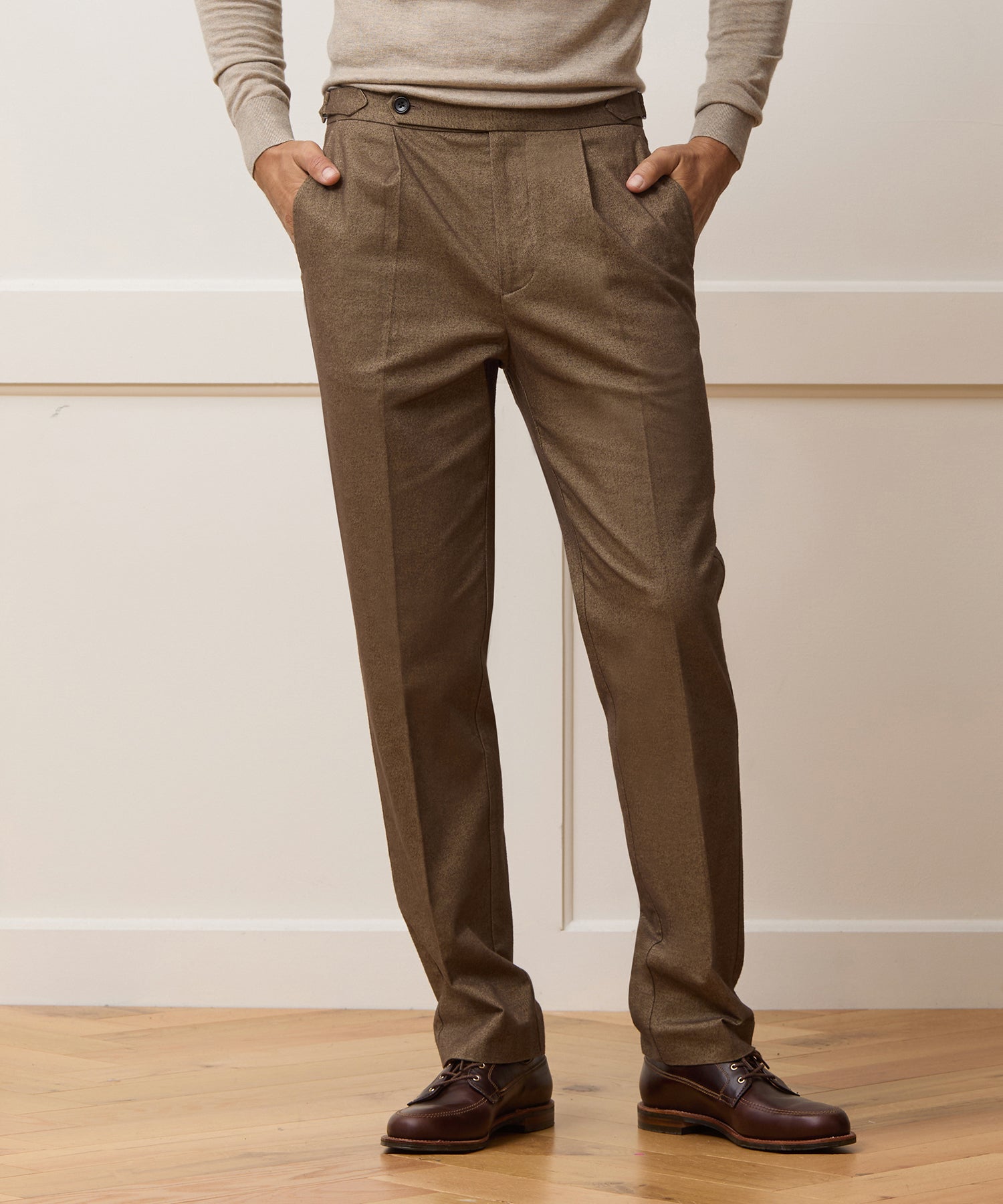 Italian Heathered Cotton Side Tab Trouser in Sand – Todd Snyder