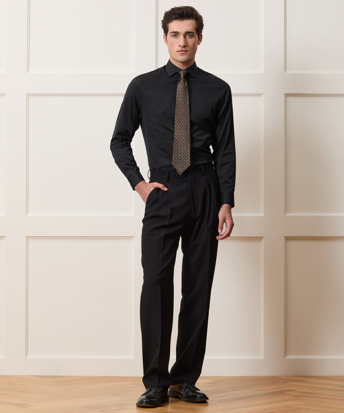 black dress shirt men Men's Slim Cotton-Silk Spread Collar in Black, Size 15.5 Put Collar Size:XL/16  - (UK 16/US 12/EU 44) Suit Product Type: Dress Footwear Zuna Platinum Bandage Mini