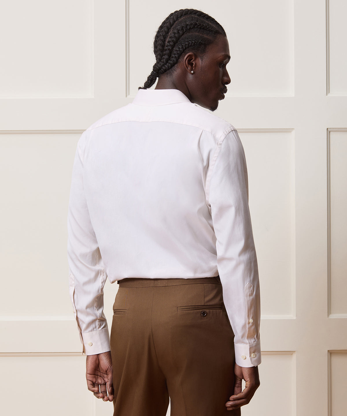 Slim Cotton-Silk Spread Collar Dress Shirt