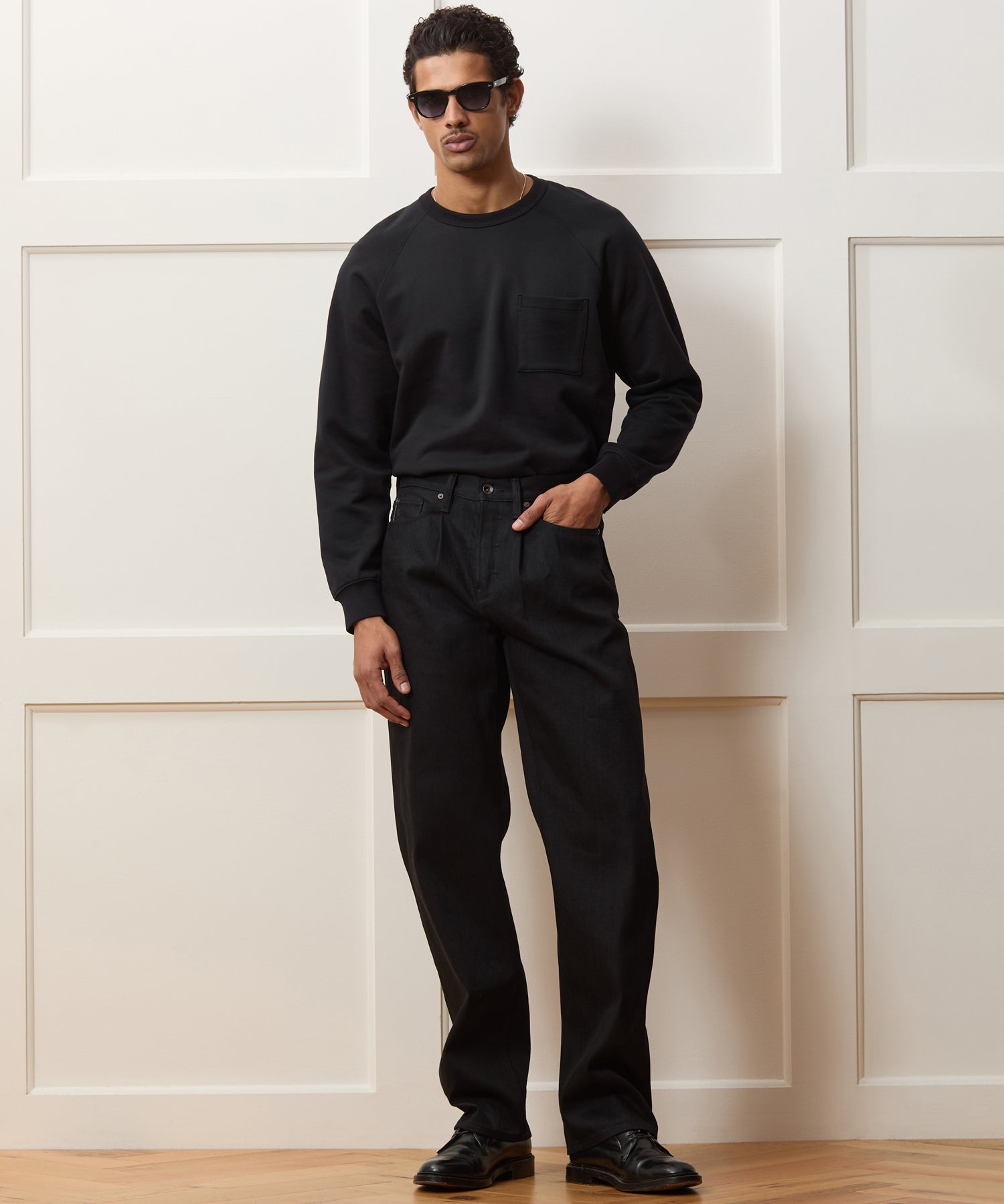 Relaxed Rigid Pleated Jean in Black – Todd Snyder