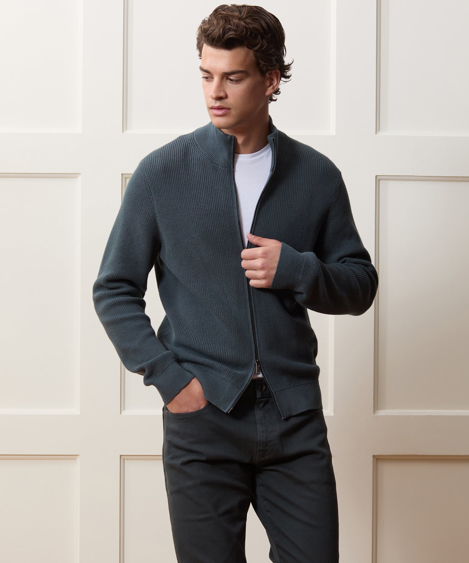 Beechwood Full-Zip Sweater in Dark Graphite – Todd Snyder