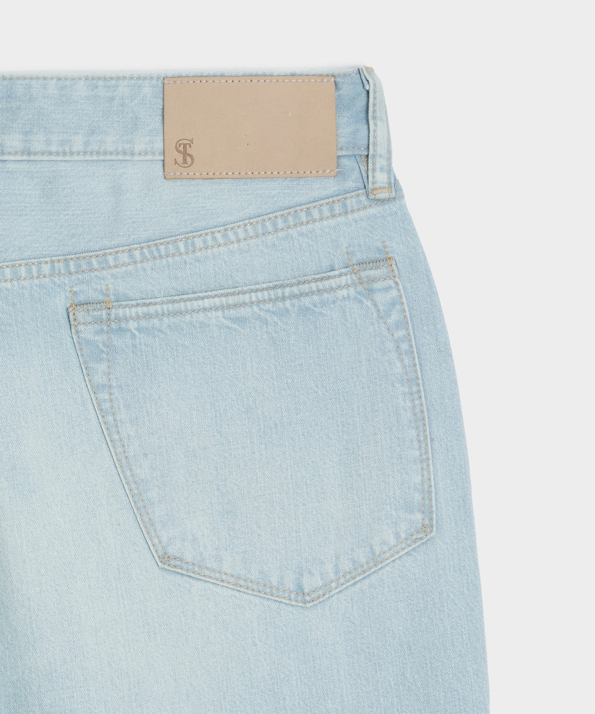 8" Relaxed Denim Short
