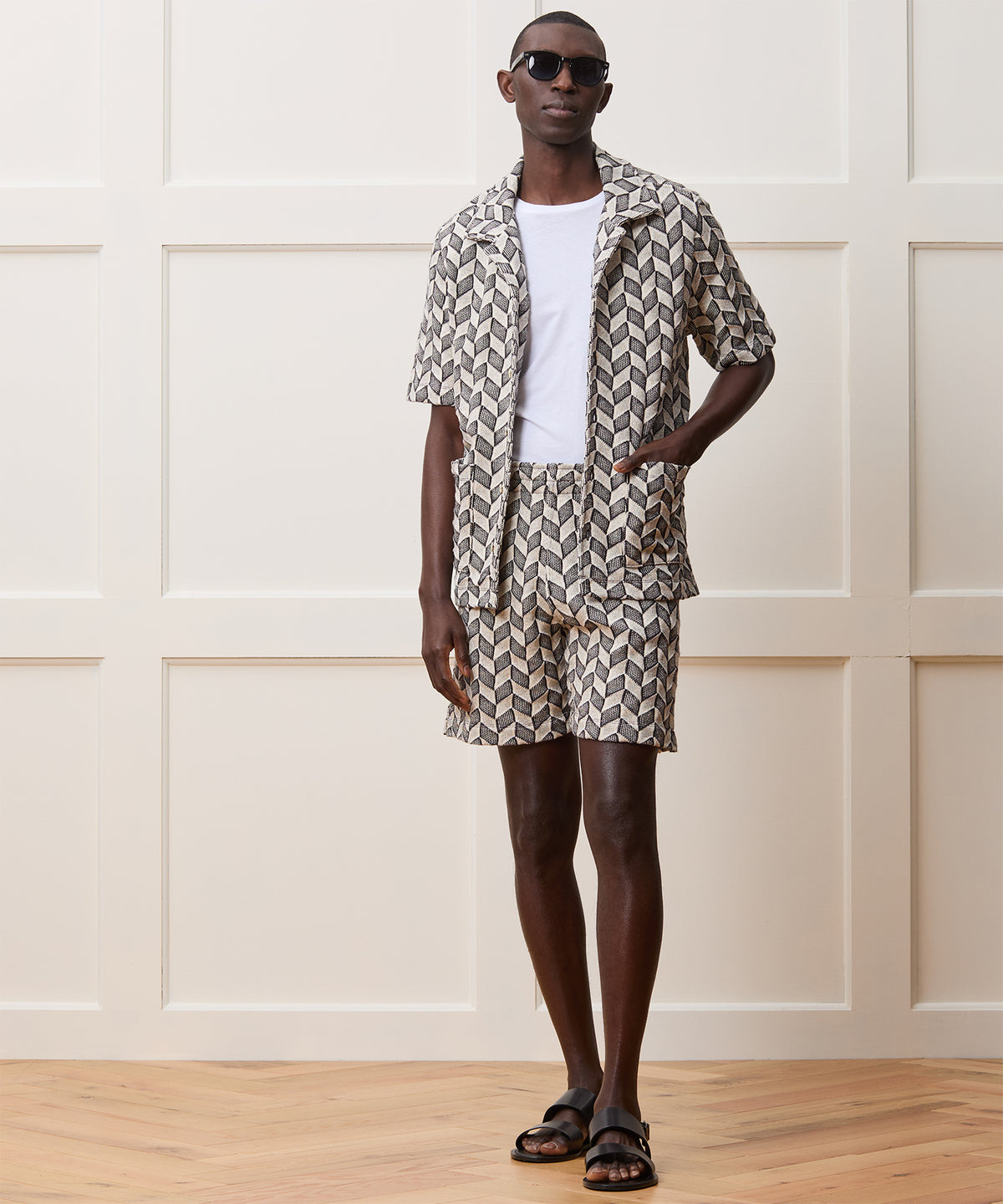 7" Relaxed Checkered Short