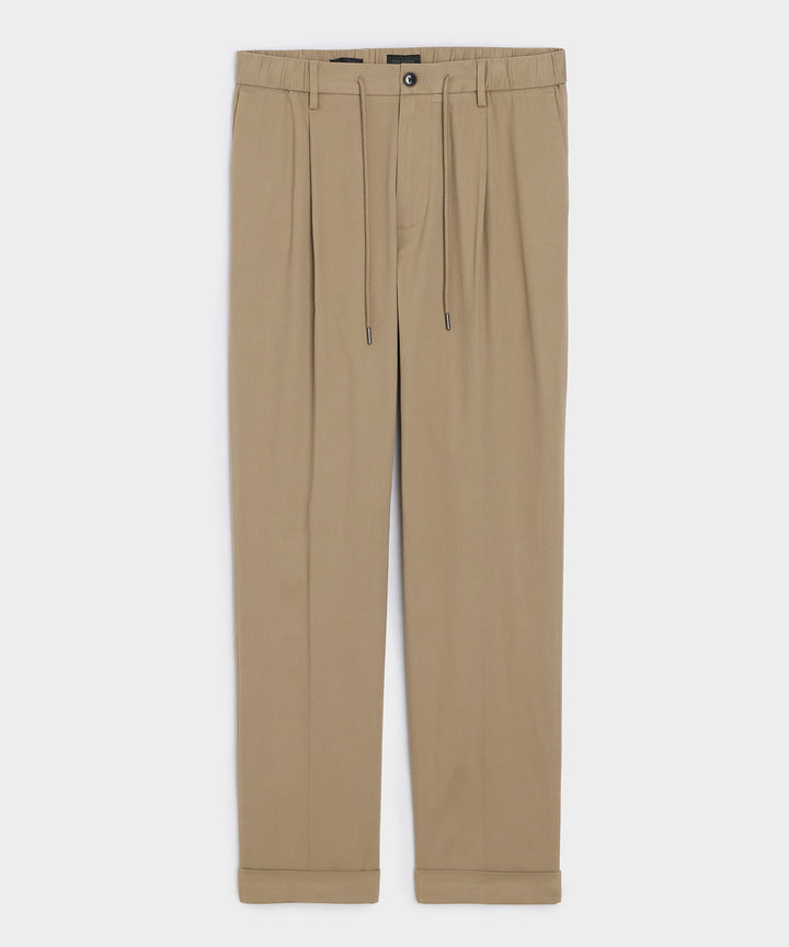 Flat lay of the Todd Snyder Italian Cotton Modern Chino in Khaki.