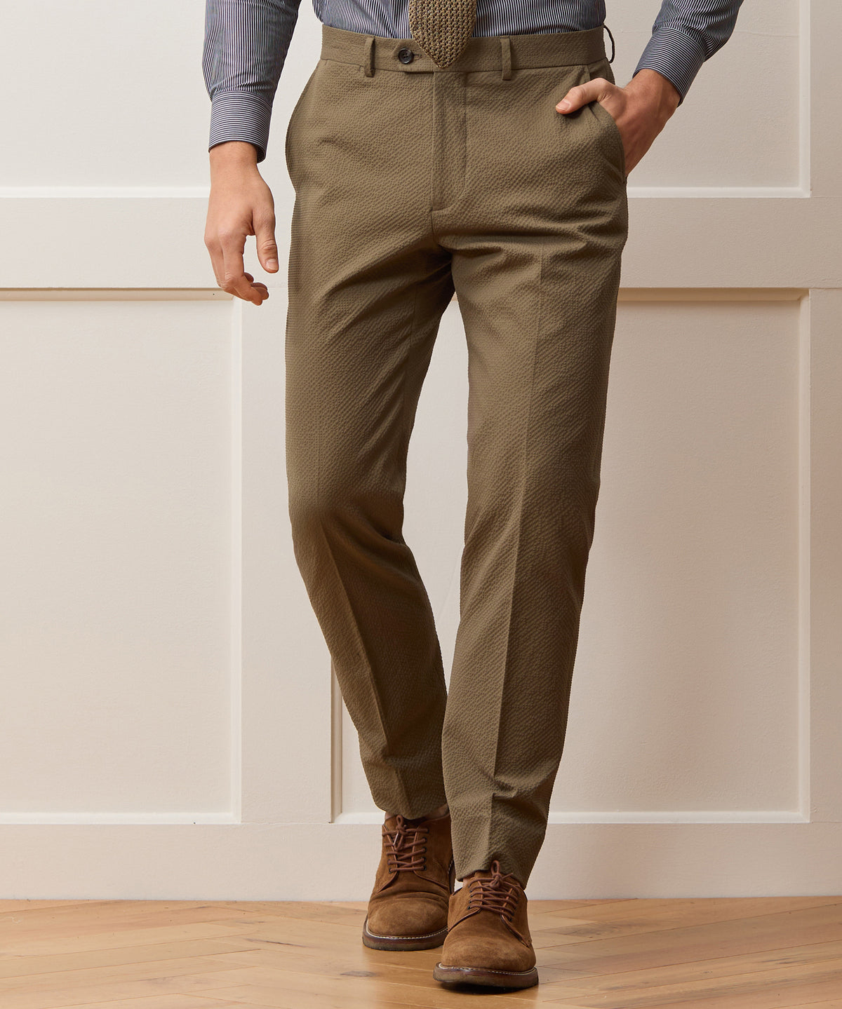 Men's Italian Seersucker Sutton Trouser in Tan, Size 29/30