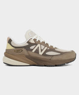 New Balance U990v6 Sneaker