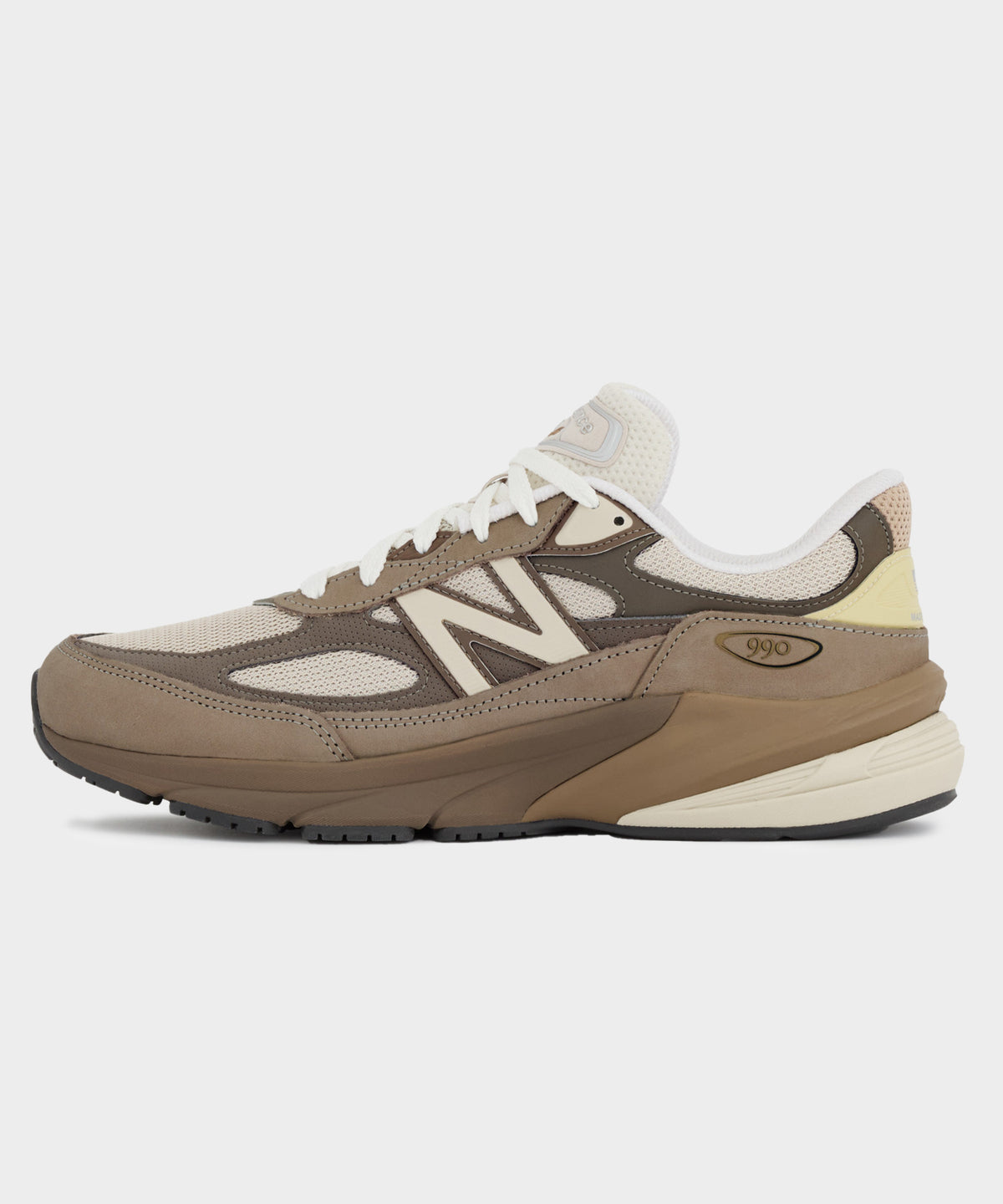 New Balance U990v6 Sneaker