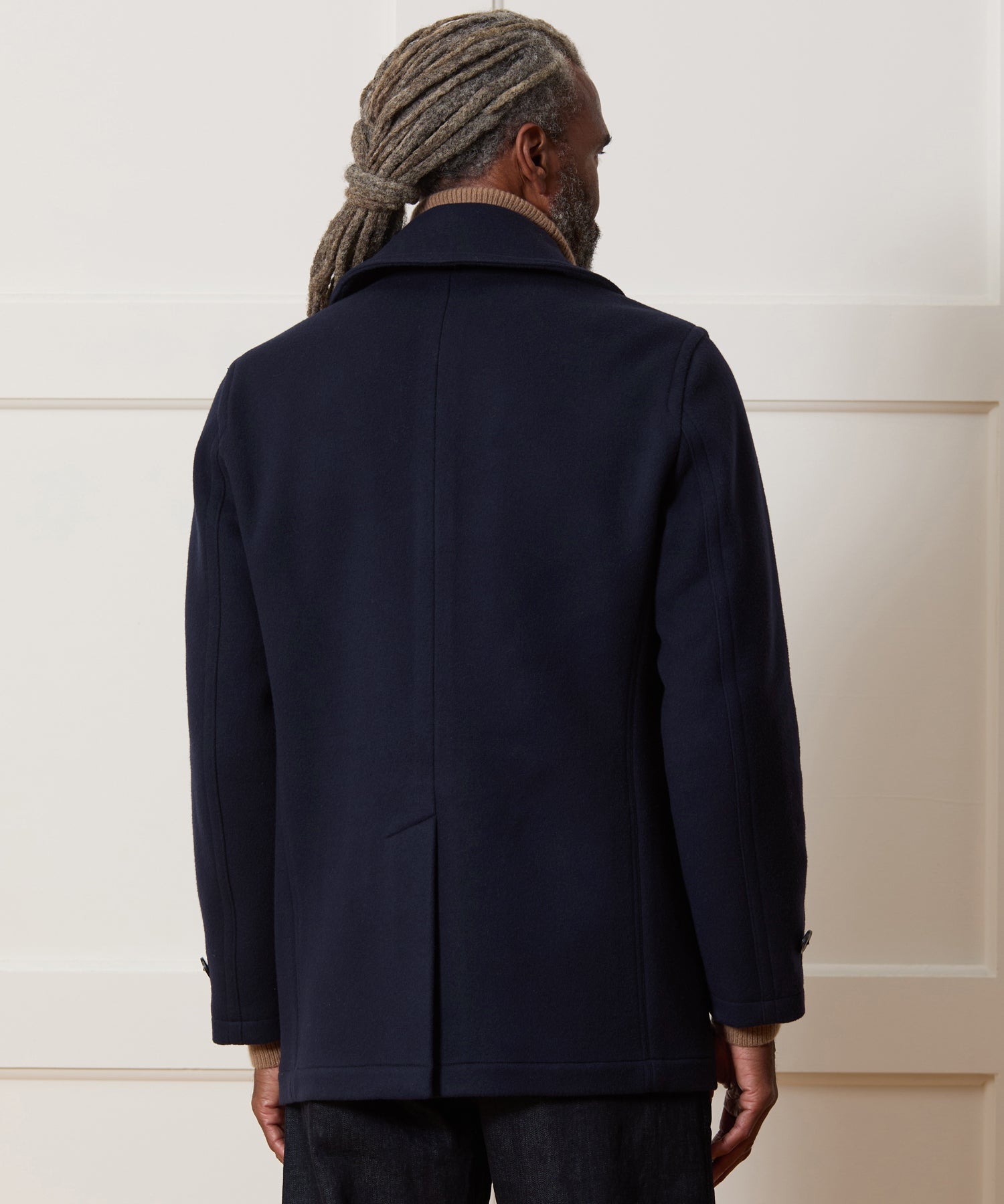 Italian Wool-Cashmere Peacoat in Navy – Todd Snyder