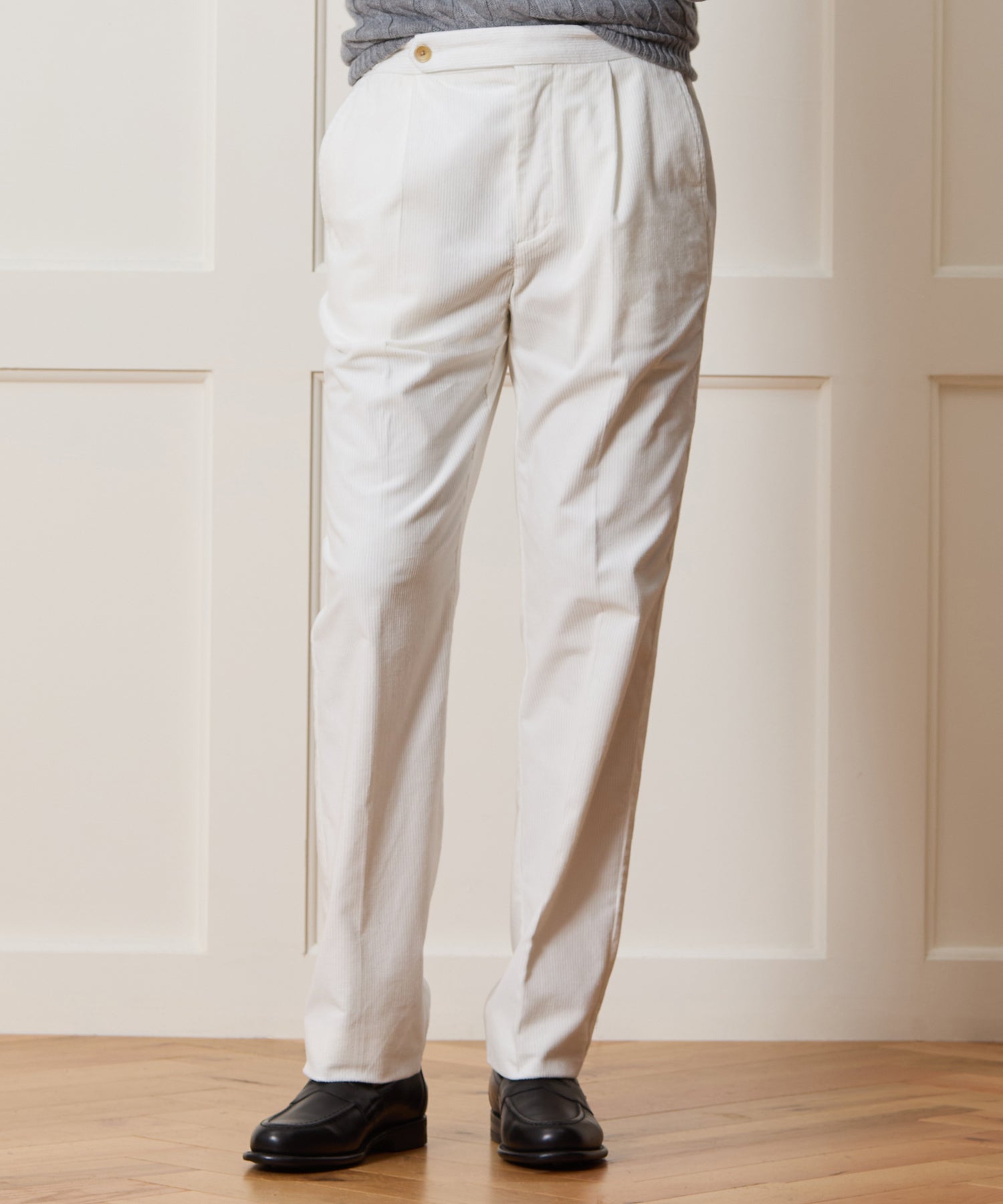Italian Corduroy Side Tab Trouser in Birch – Todd Snyder