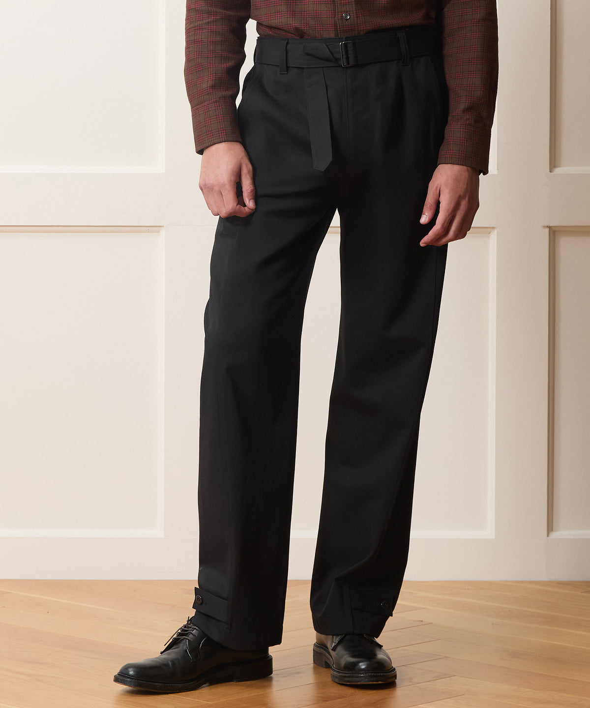 Italian Belted Barrel Pant