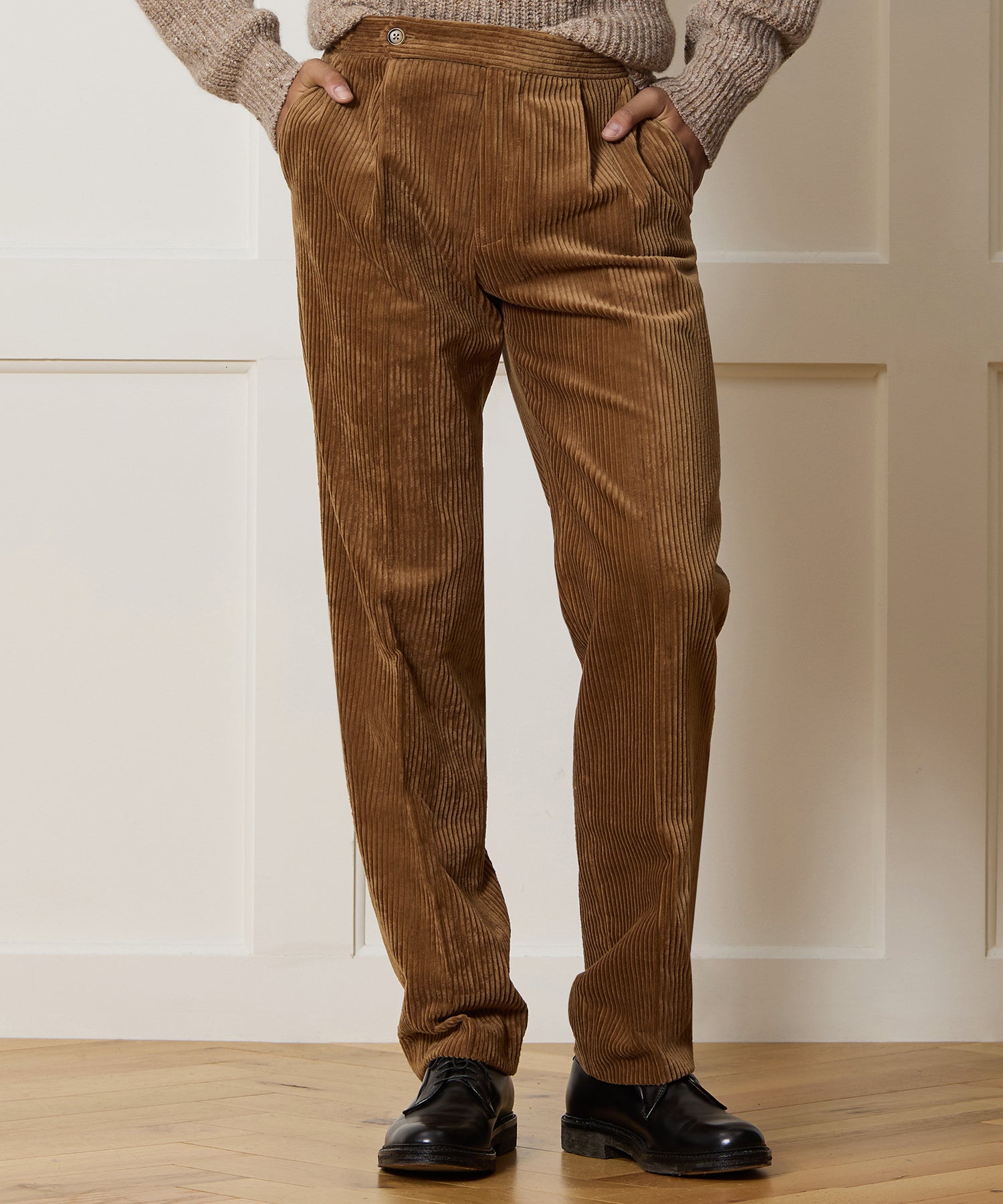 Italian Wide Wale Corduroy Side Tab Trouser – Todd Snyder Italian Wide Wale Corduroy Side Tab Trouser – Todd Snyder