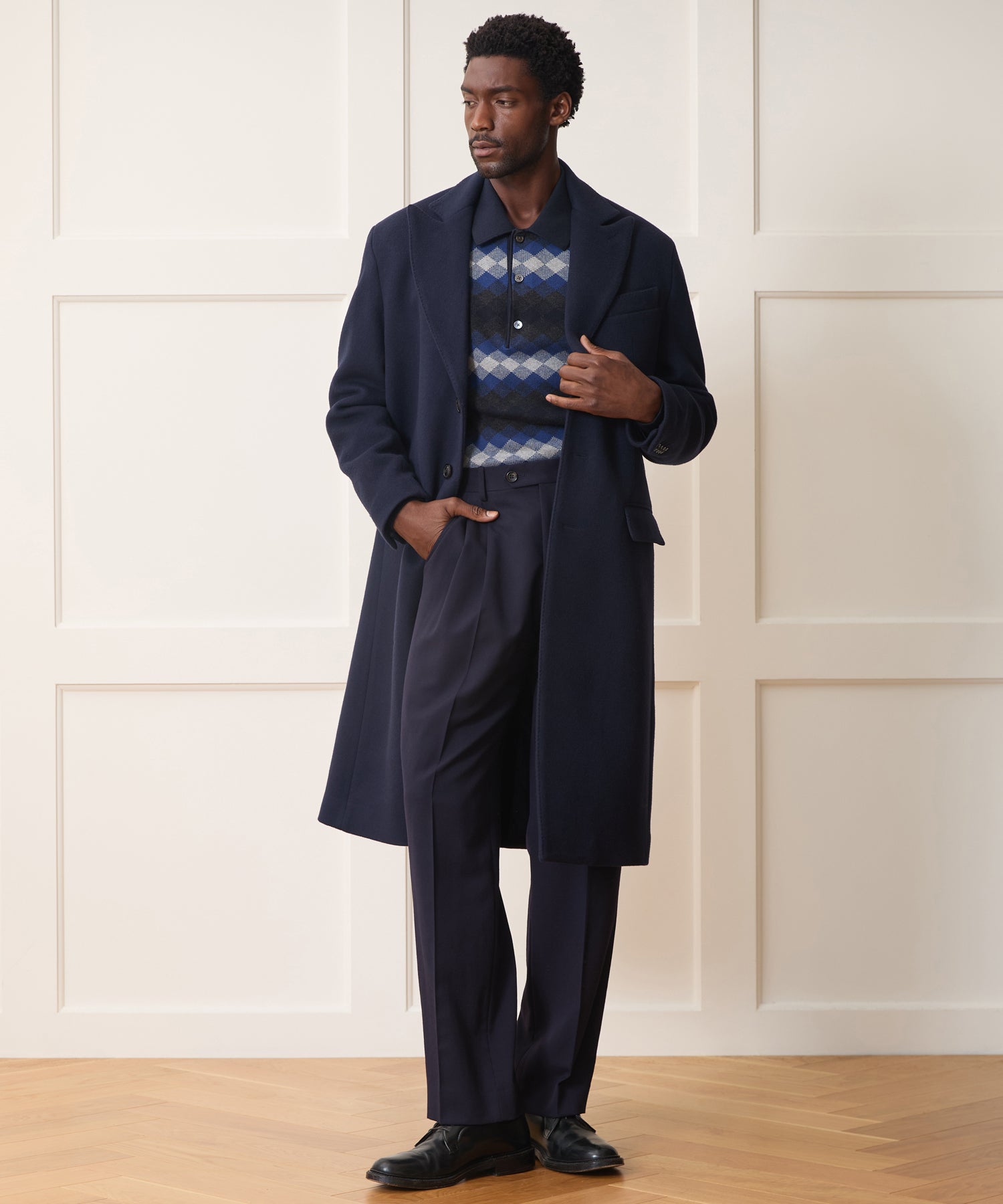 Italian Wool-Cashmere Topcoat in Navy – Todd Snyder