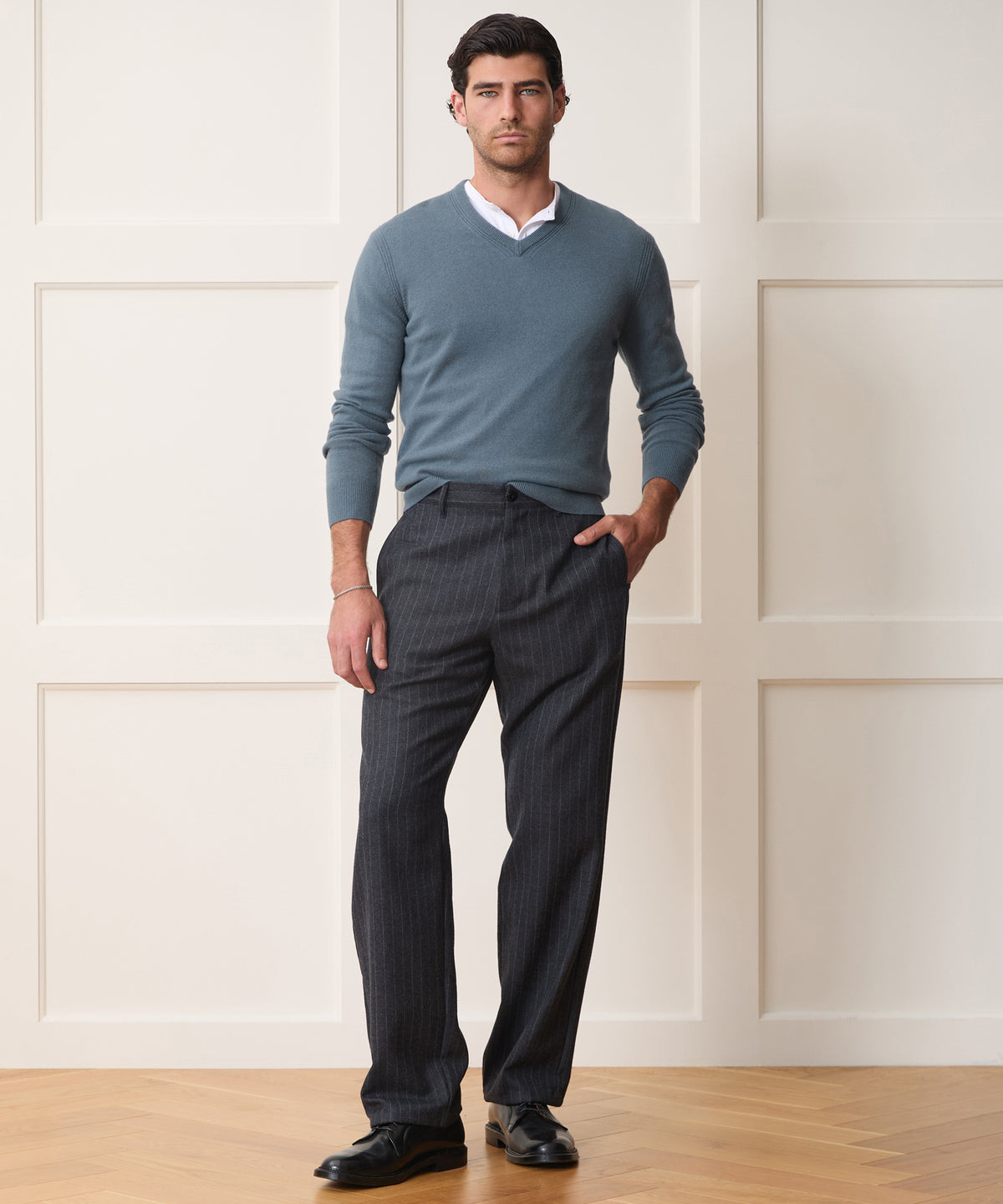Cashmere V-Neck Sweater