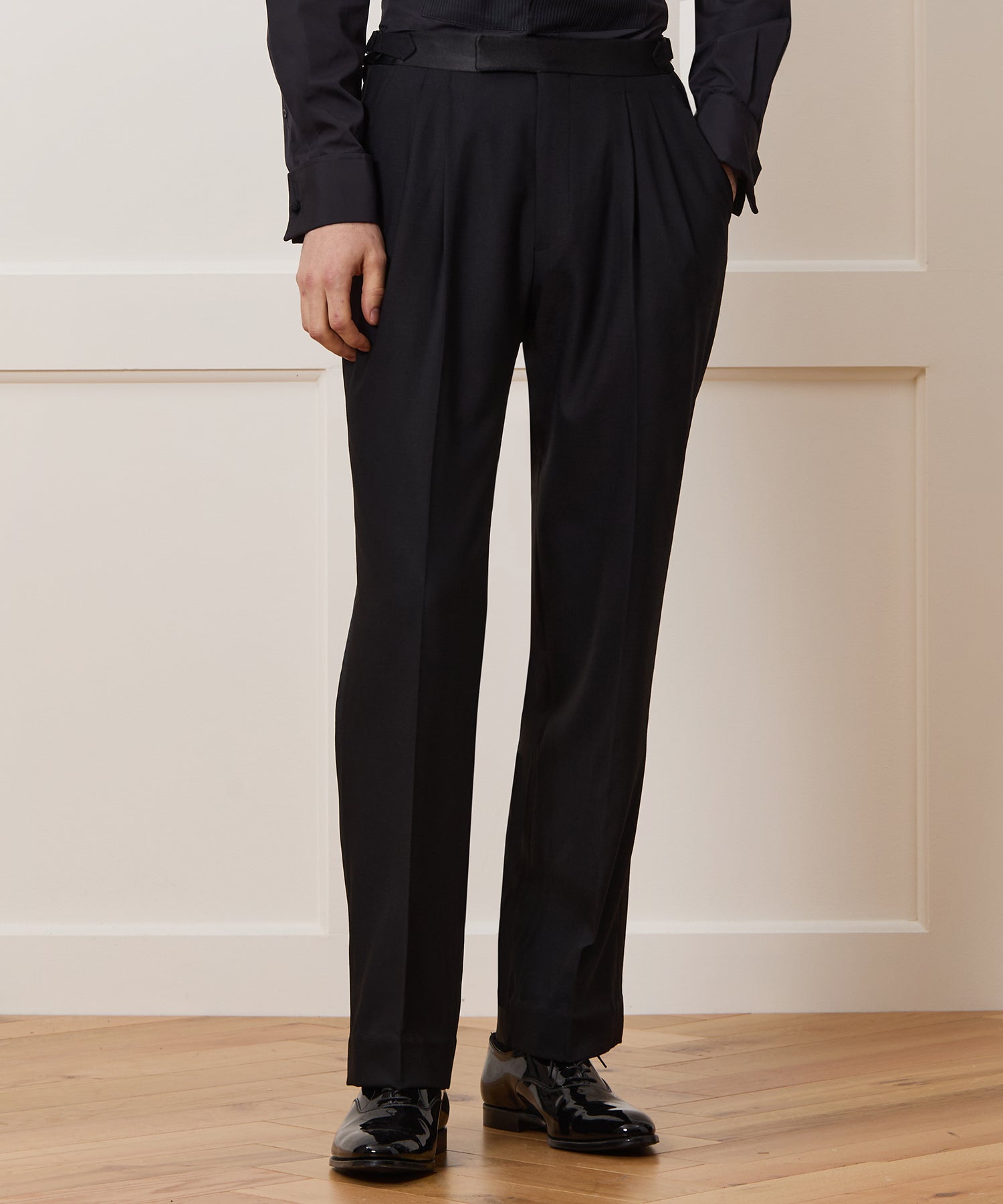 Italian Wool Relaxed Tuxedo Trouser in Black – Todd Snyder