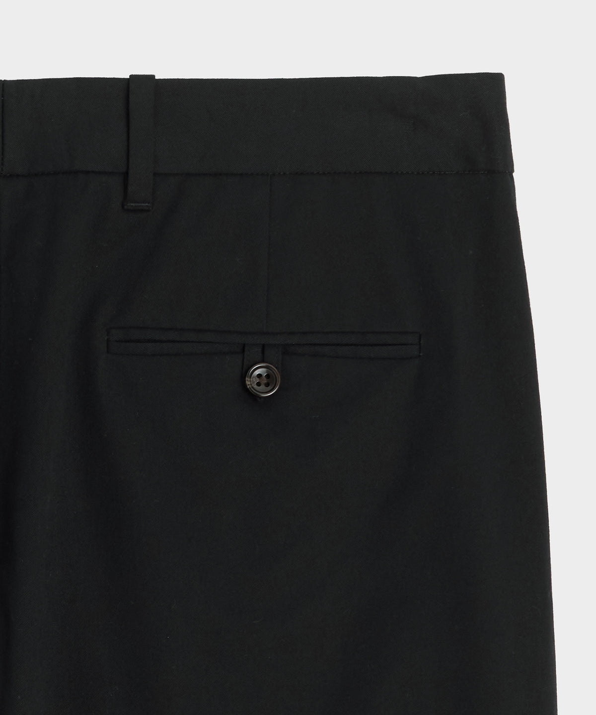 7" Pleated Tab Short