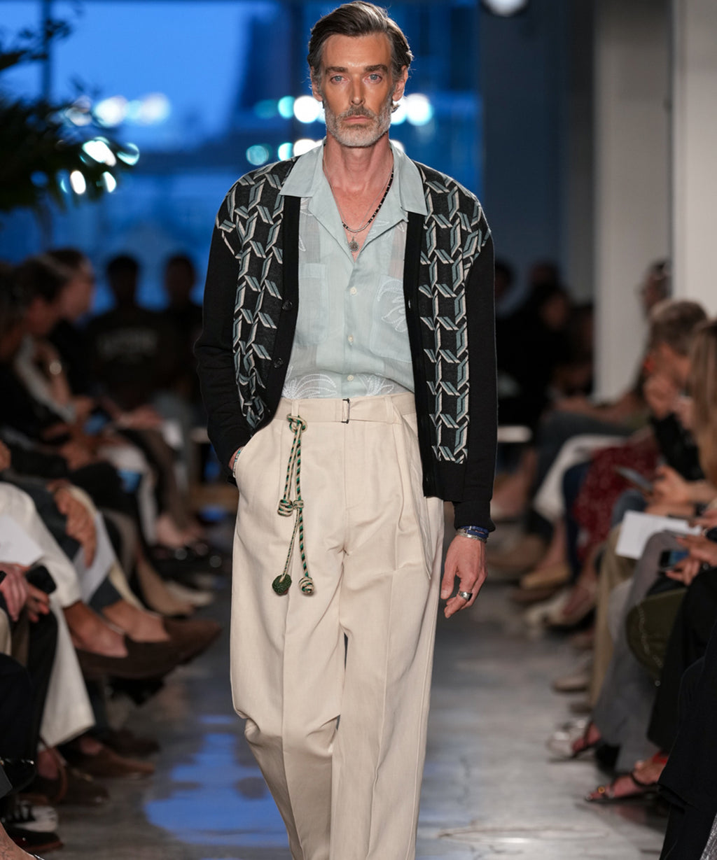 face-out-runway