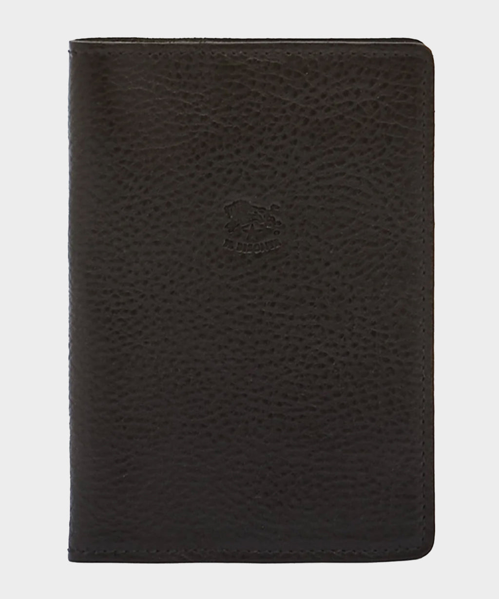 Il Bisonte Leather Passport Holder in Black