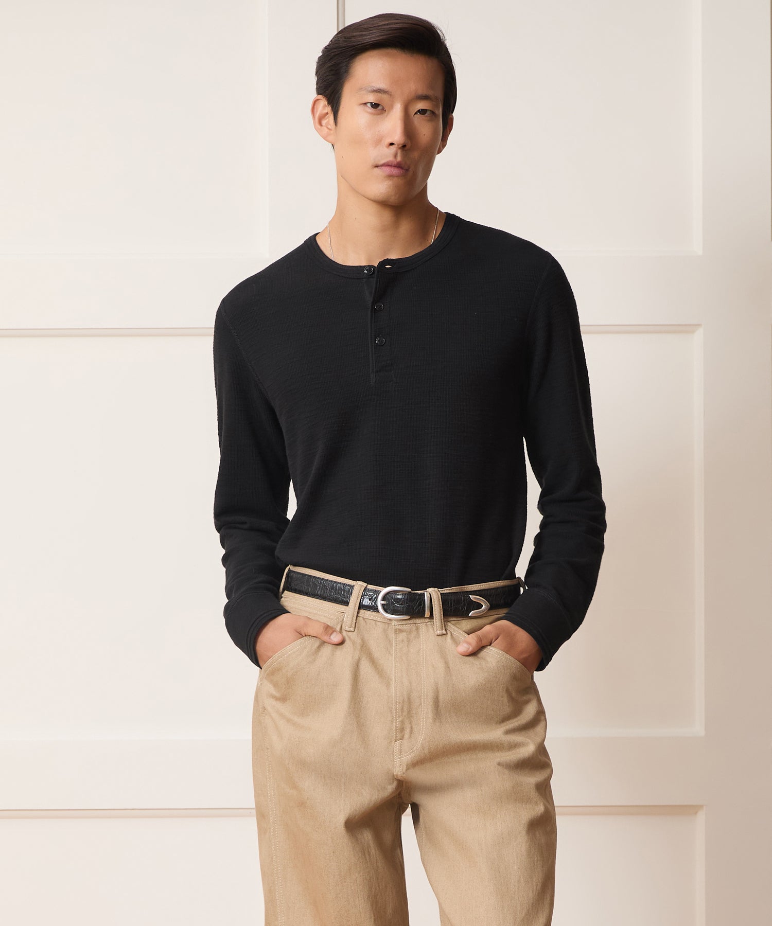 Lightweight Mini Waffle Henley in Blacktop – Todd Snyder