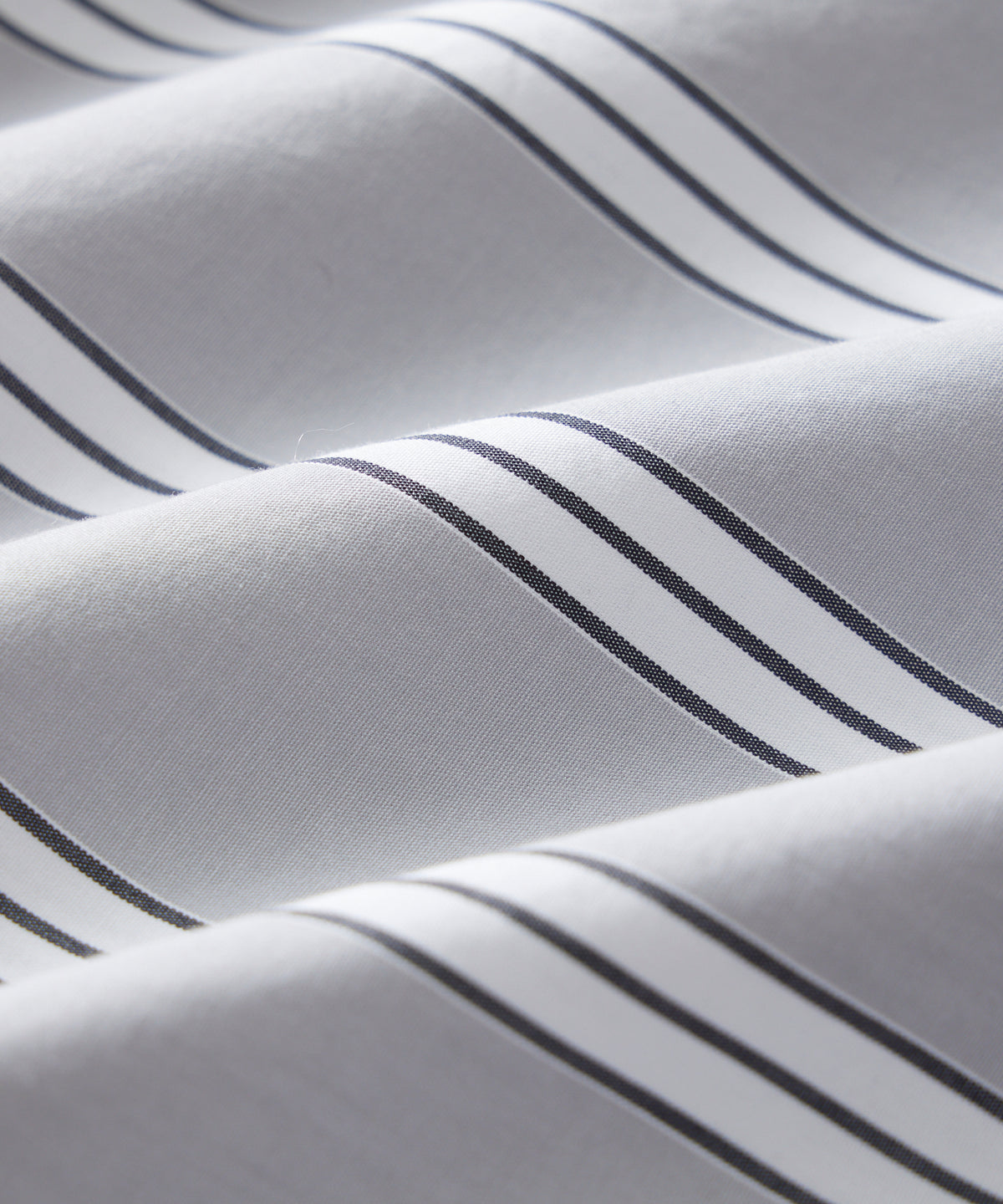 Slim Fit Cotton Poplin Point Collar Shirt