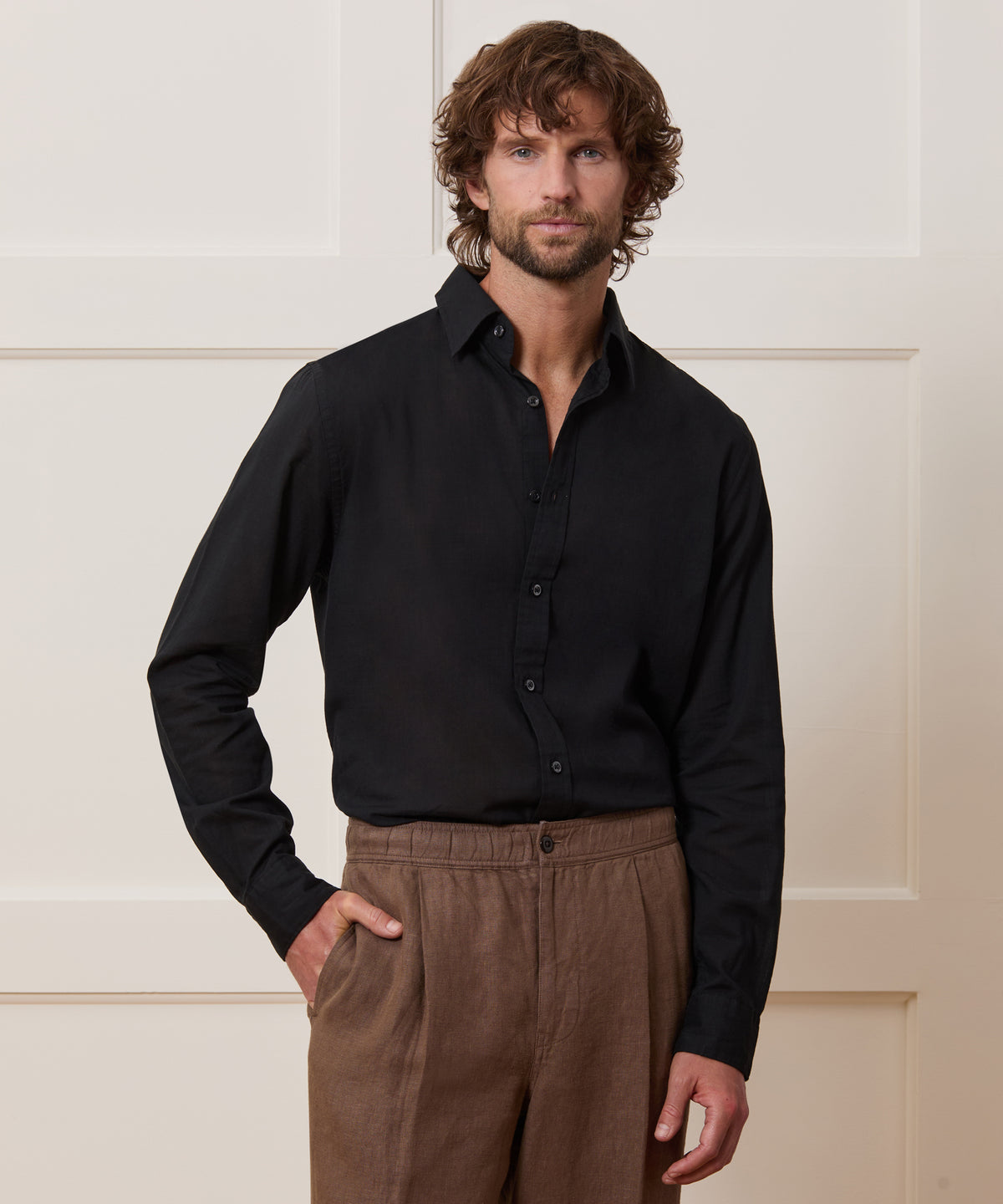 Slim Summerweight Point Collar Shirt