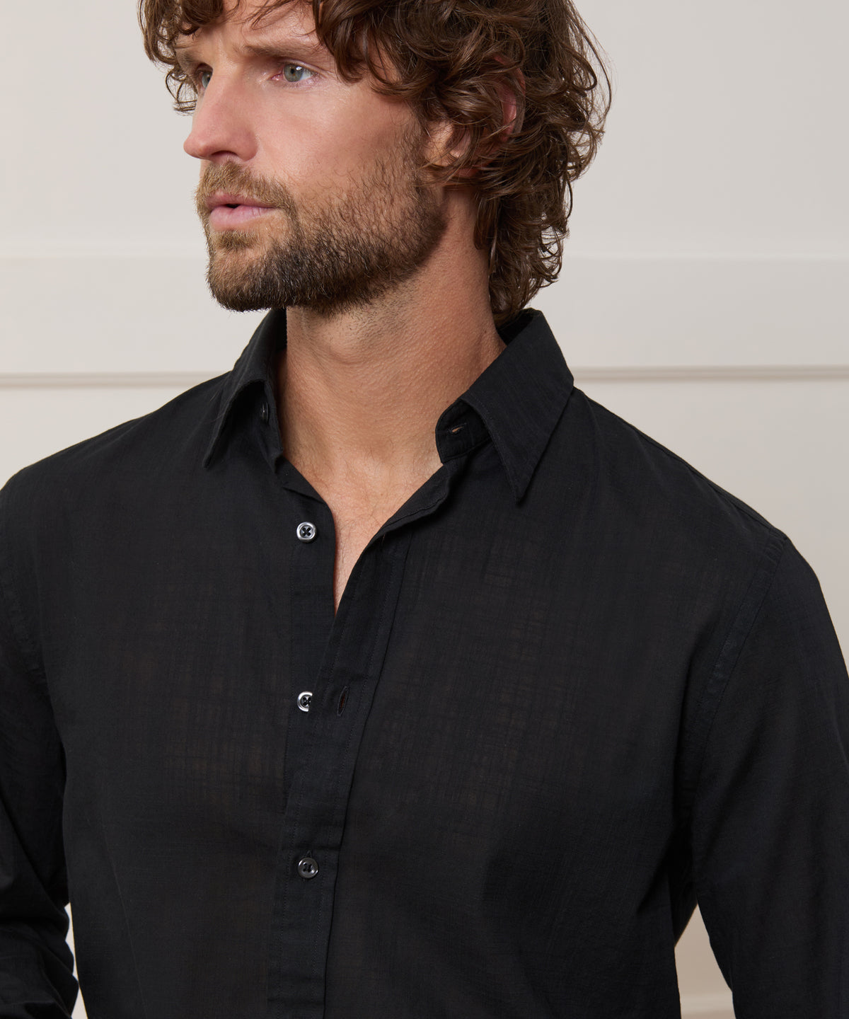 Slim Summerweight Point Collar Shirt
