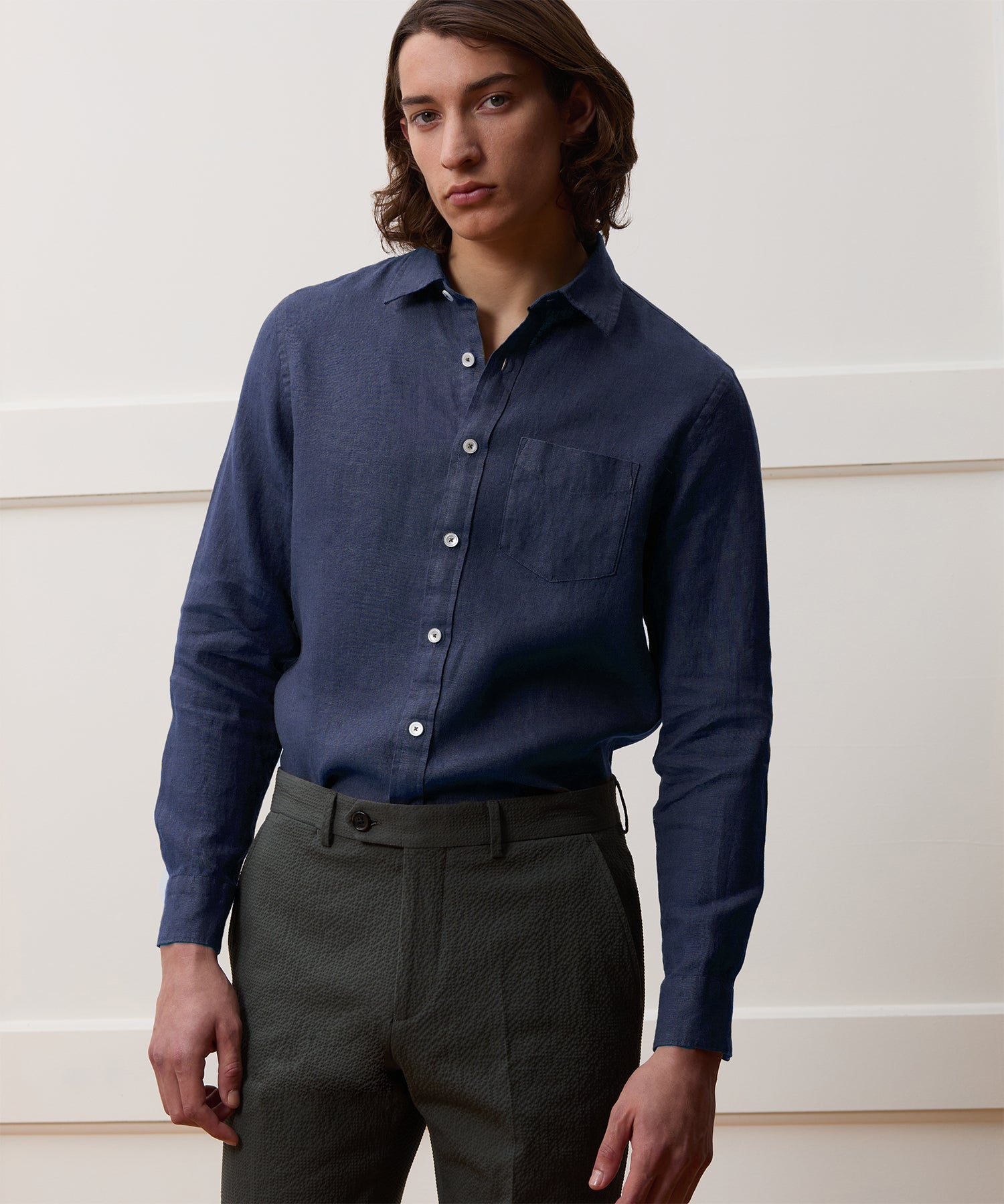 Slim Sea Soft Irish Linen Point Collar Shirt in Navy – Todd Snyder