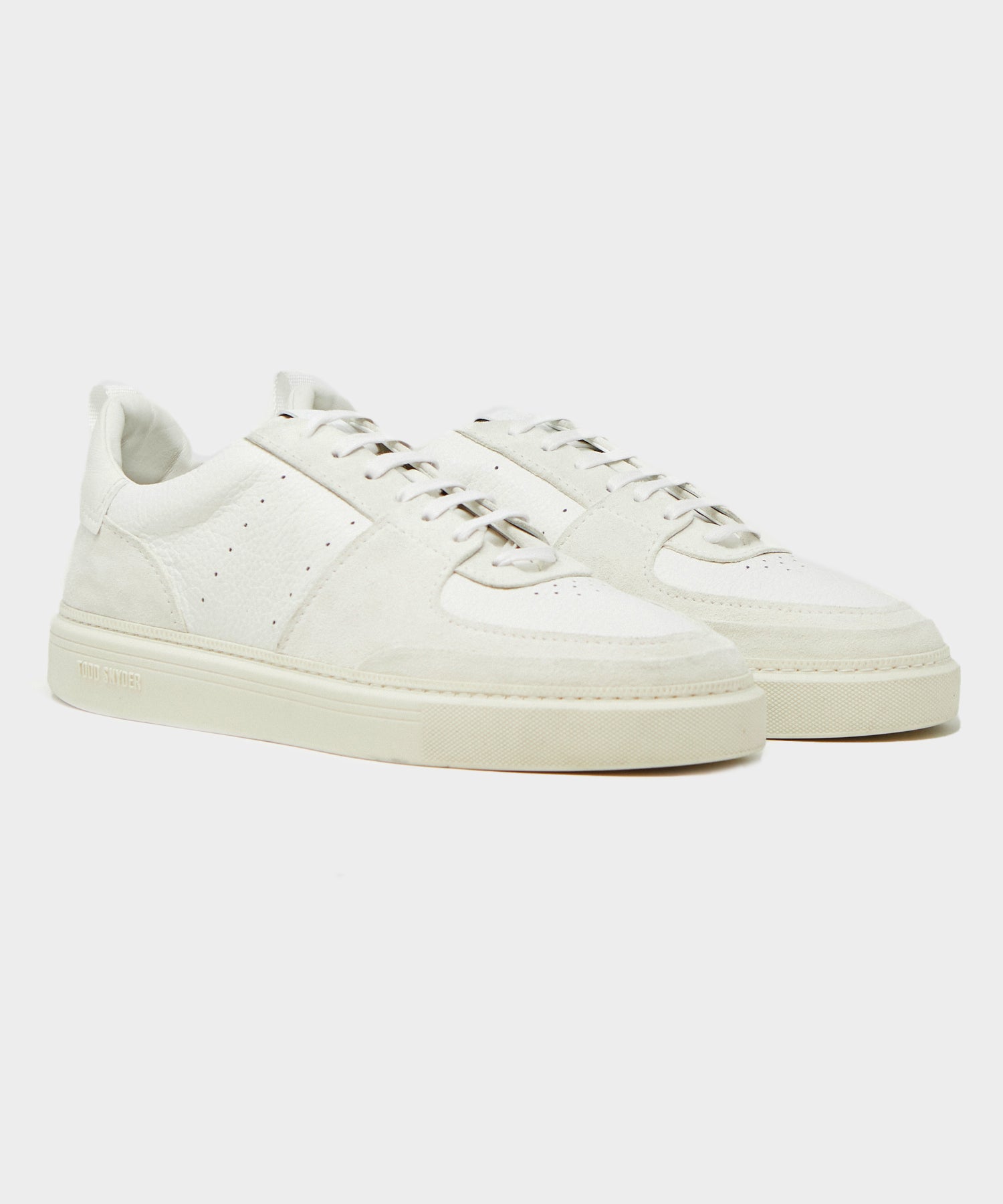 Tuscan Leather Court Shoe in White – Todd Snyder