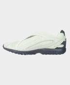New Balance 204V Sneaker